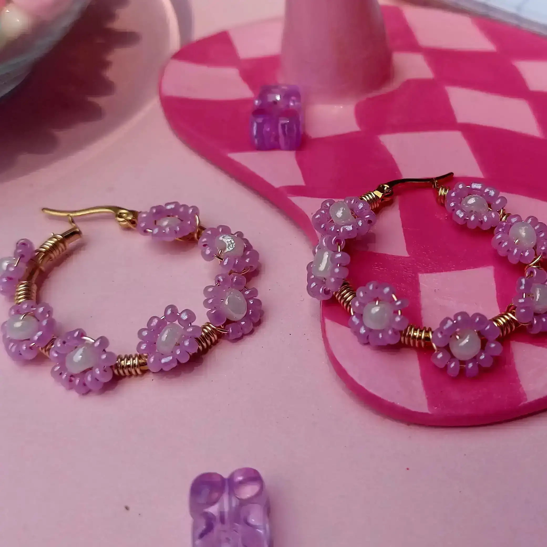 Argollas tejidas en flor  4