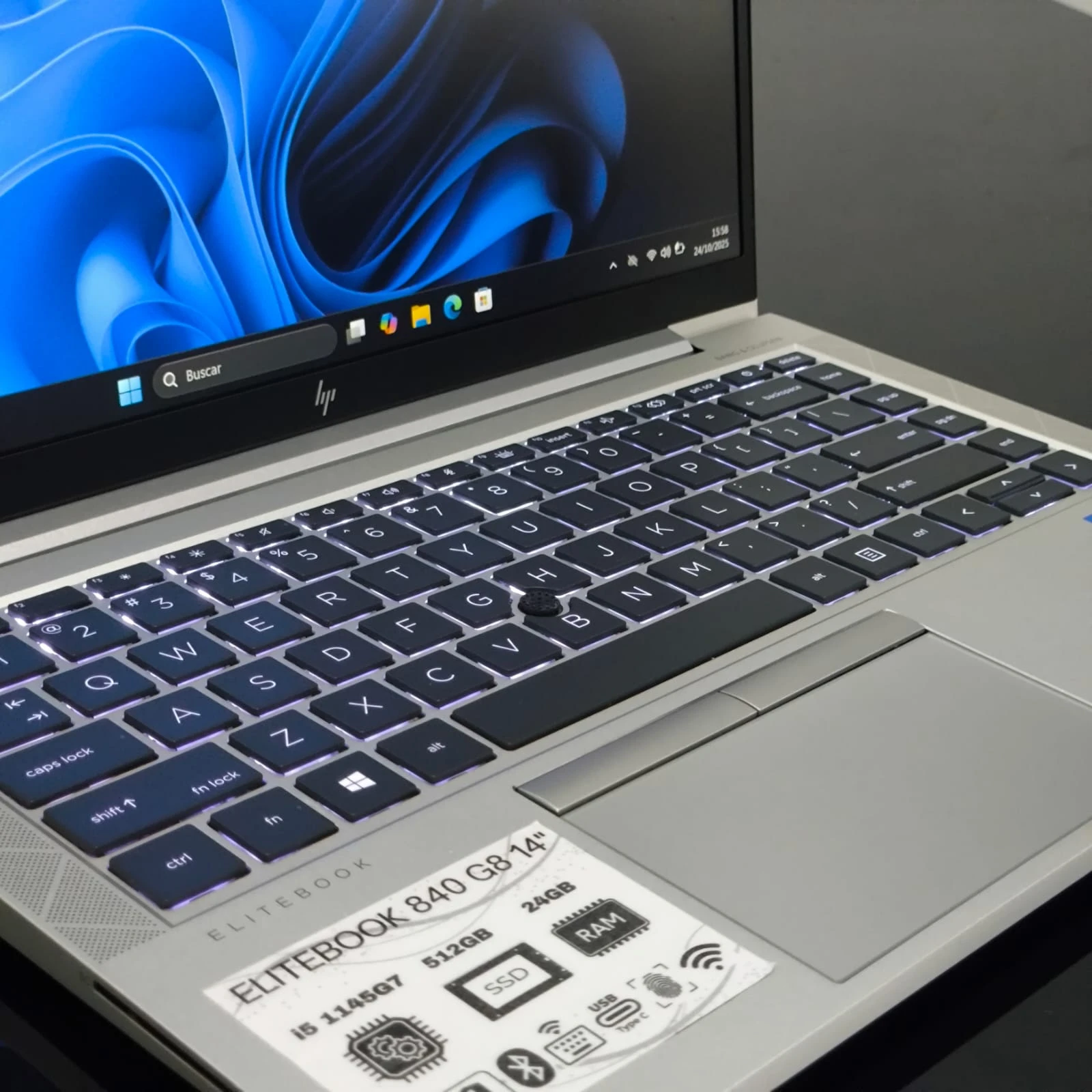 HP ELITEBOOK 840 G8 i5 1145G7 24/256gb 4