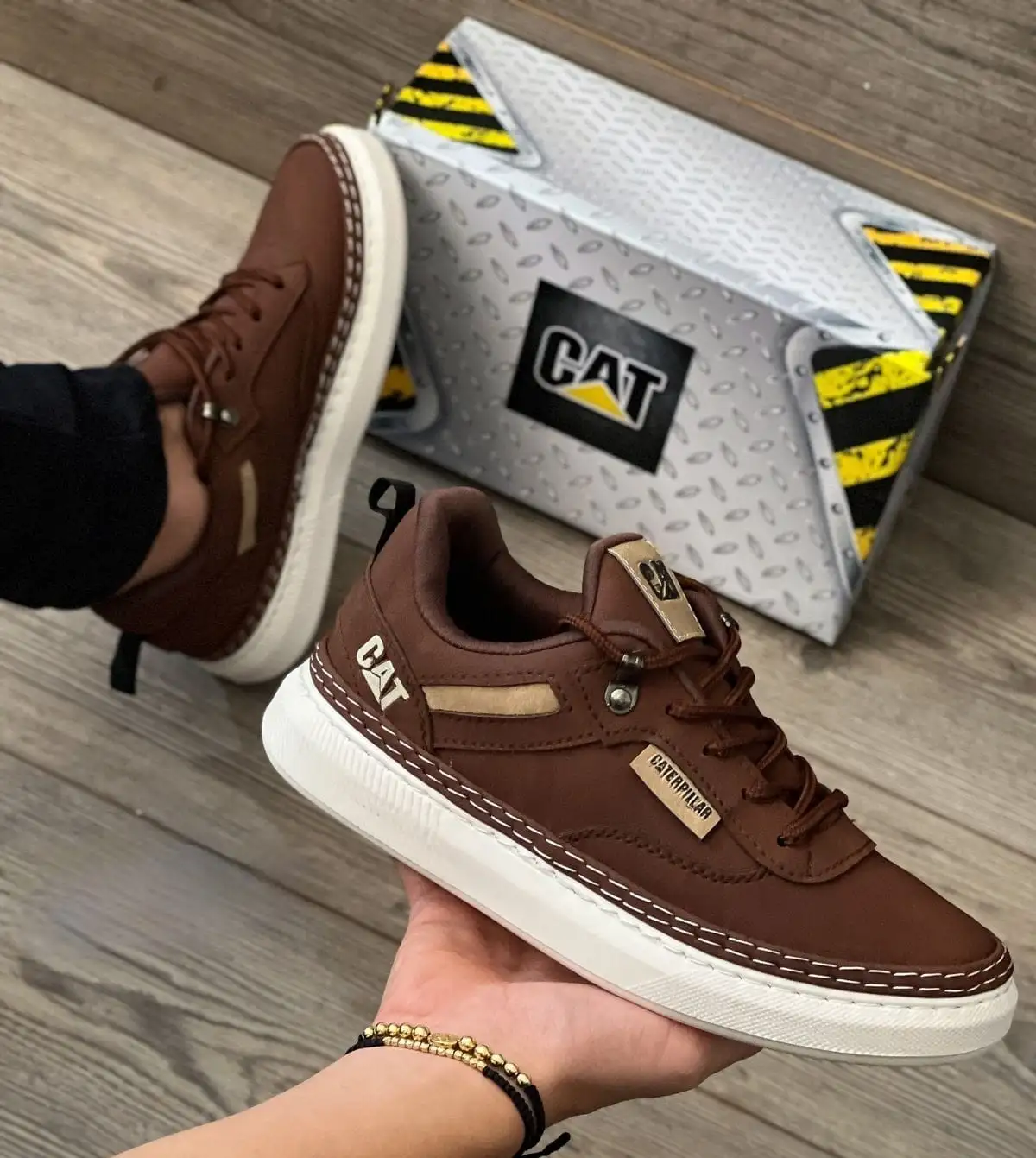 Tenis C010 3 Lineas 