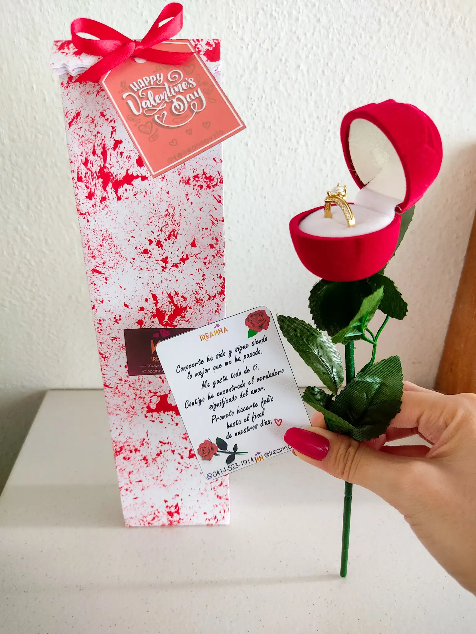 Rosa eterna con anillo de promesa 💍 2