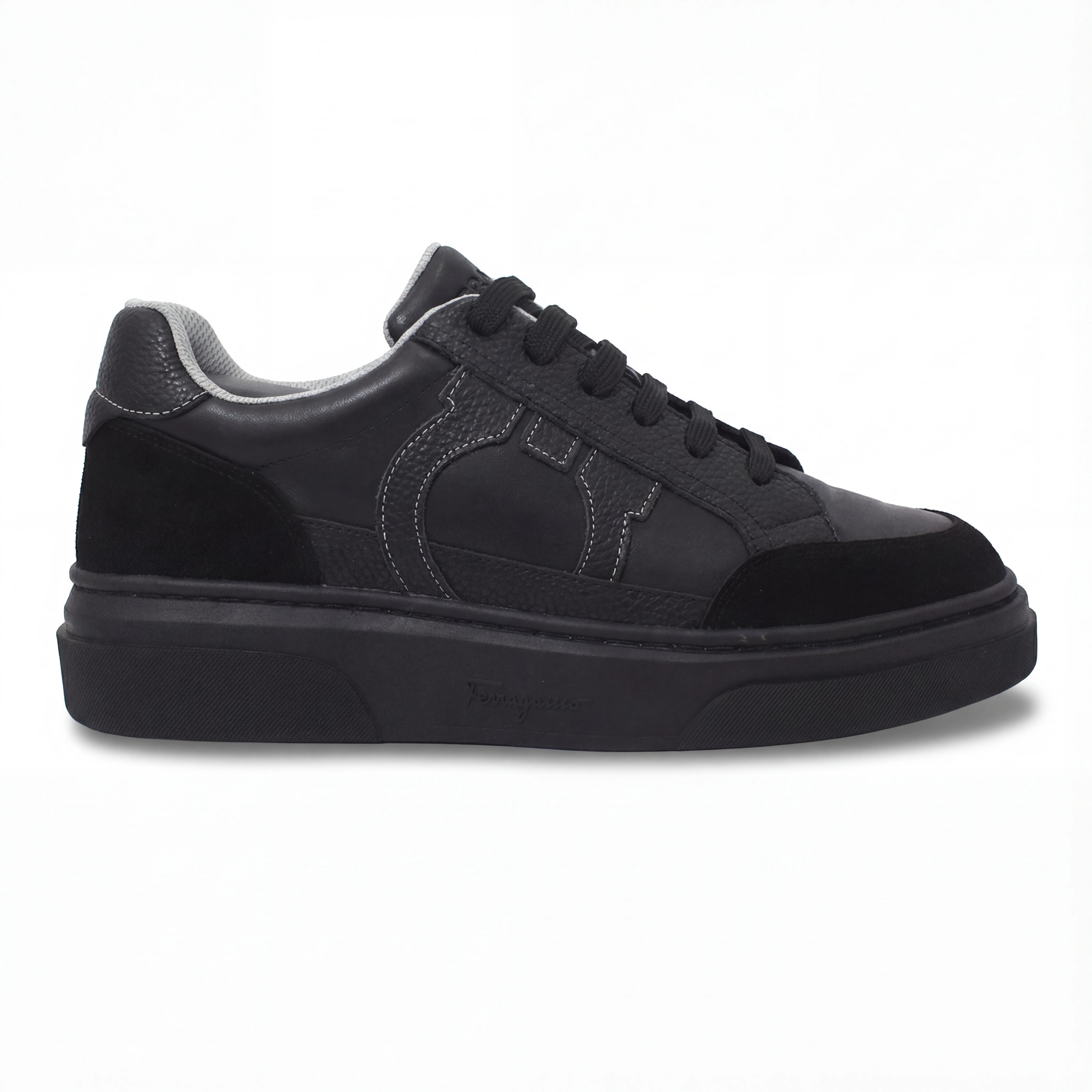 Tenis Feraragamo Negro