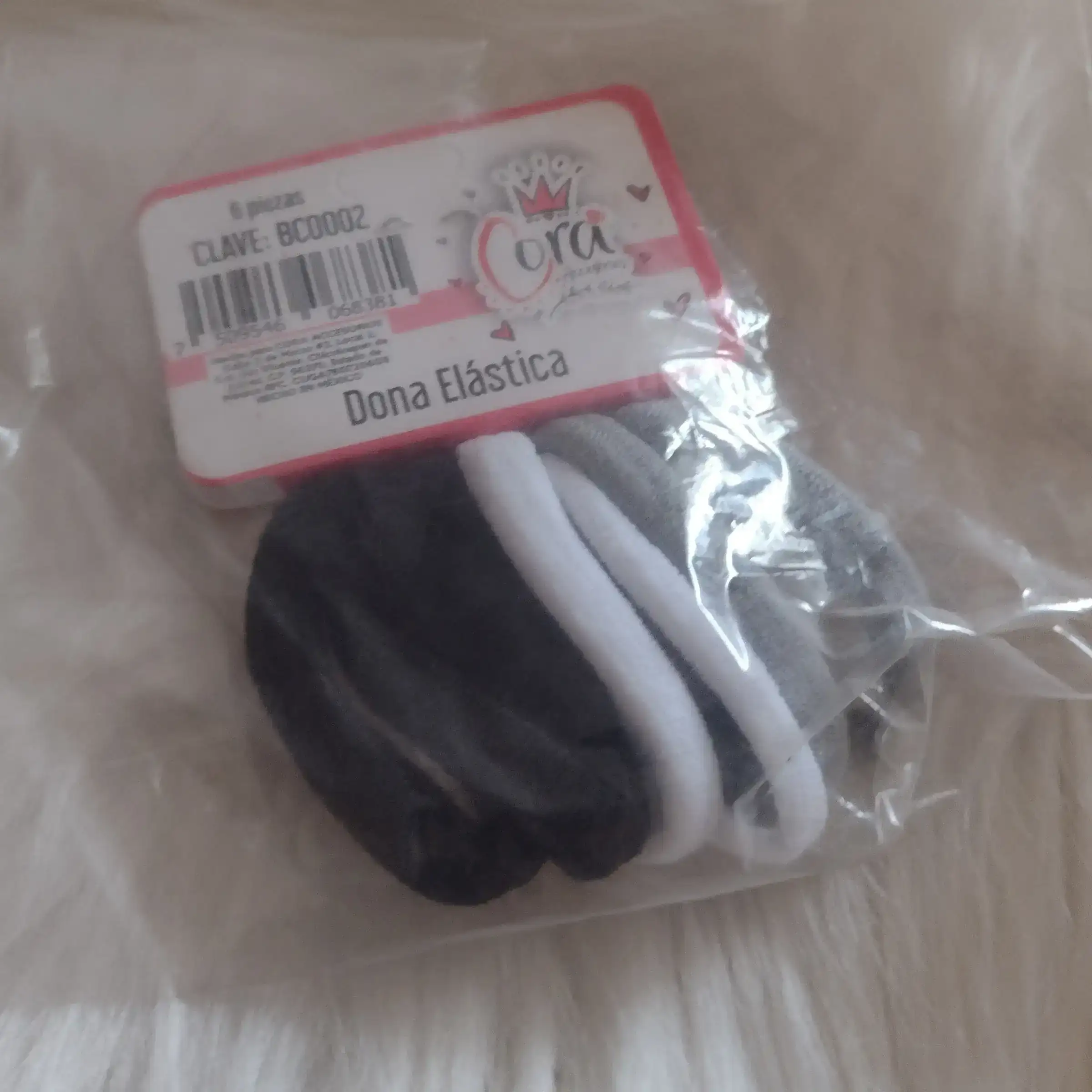 Dona elástica Lycra  2