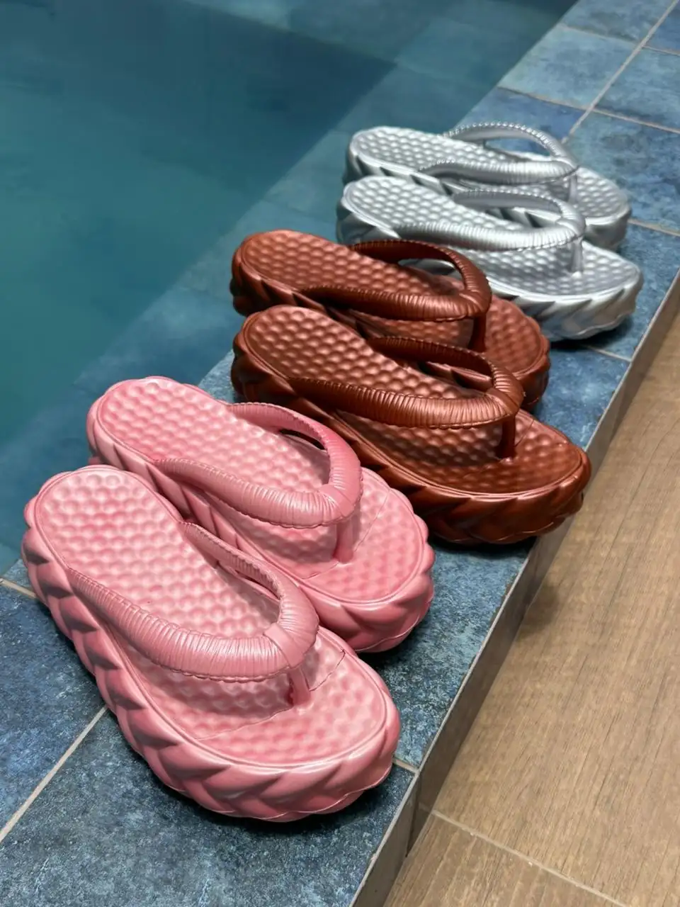 CHINELO NUVEM CORDA METALIZADO (GRADE) 4