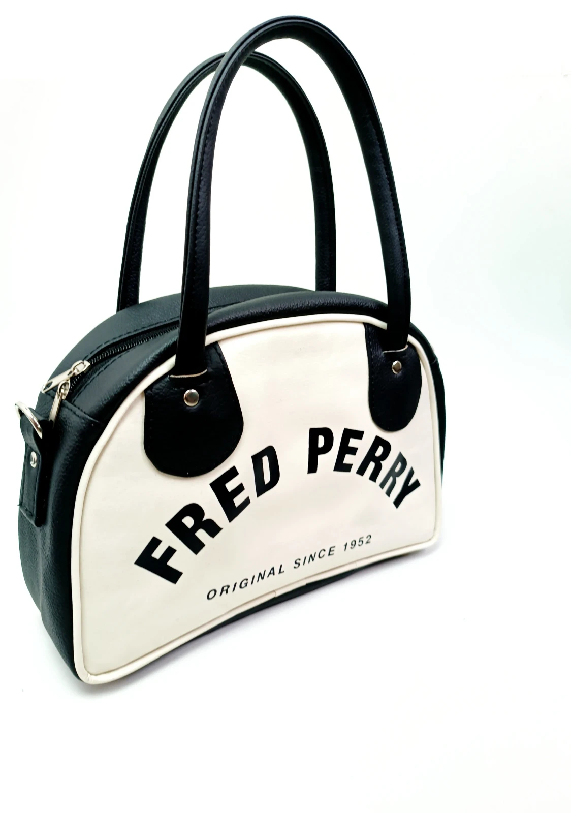 Bolso media luna negro y crema 