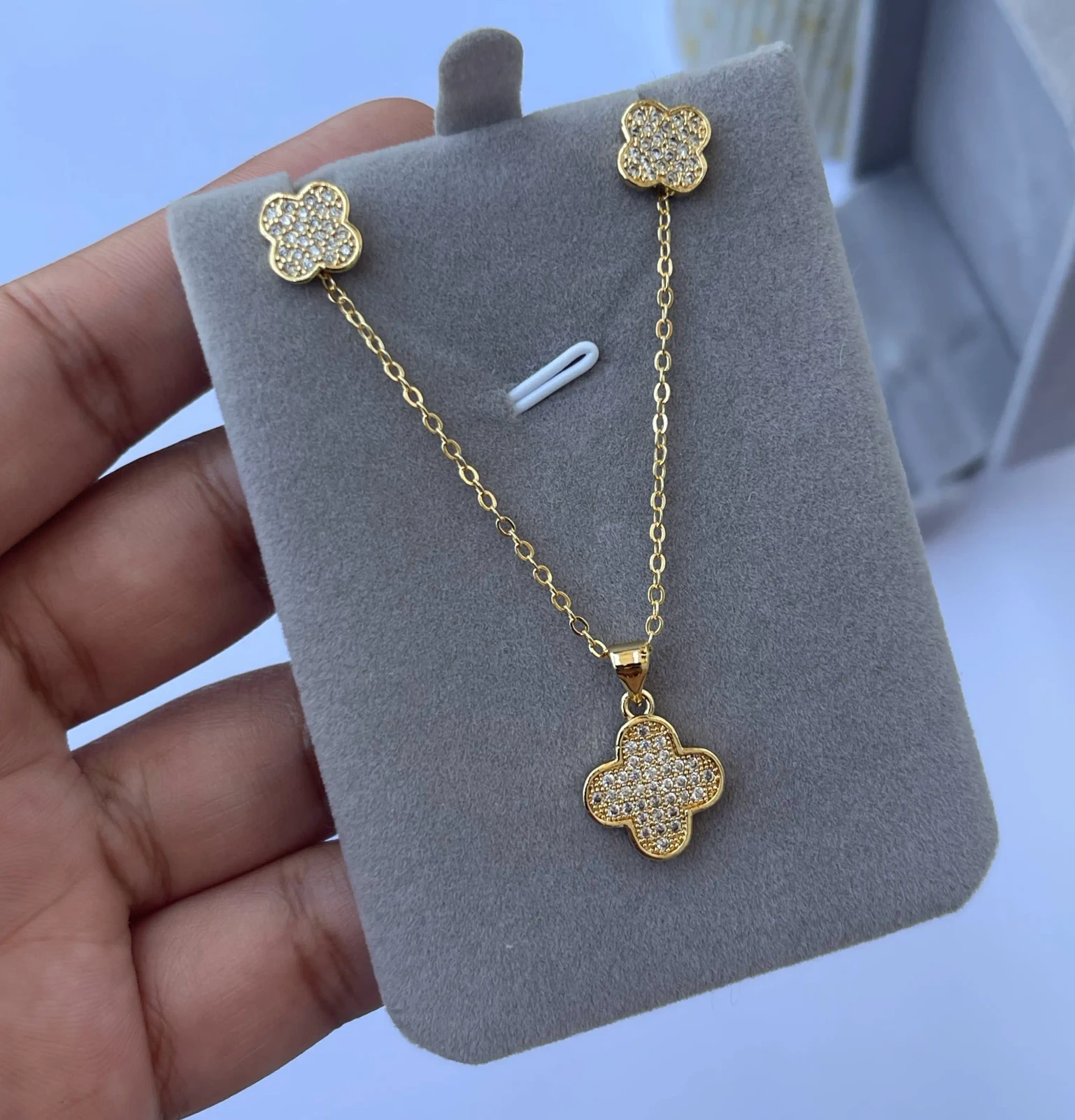 SET TREBOL DORADO