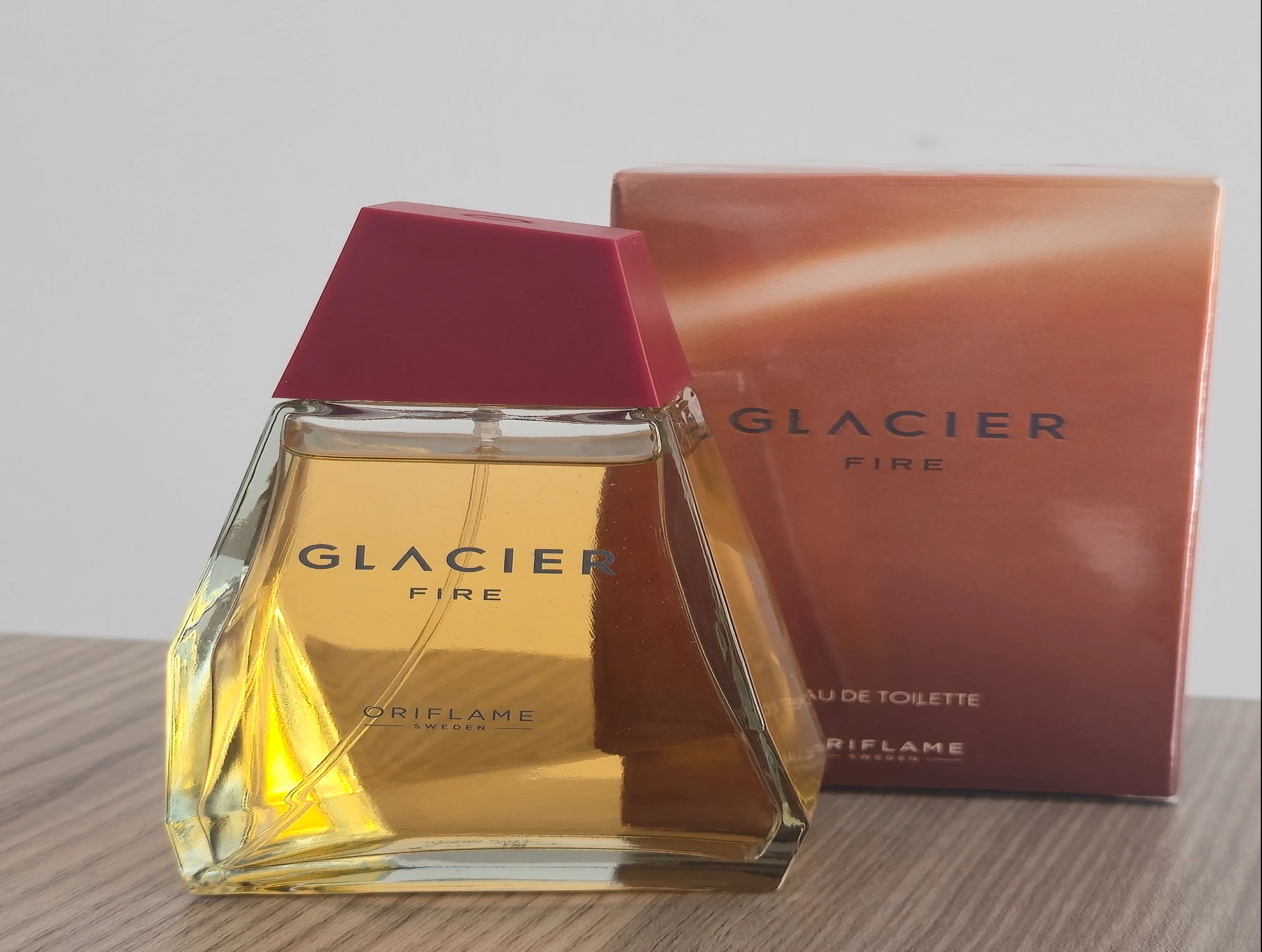 Glacier Fire Eau