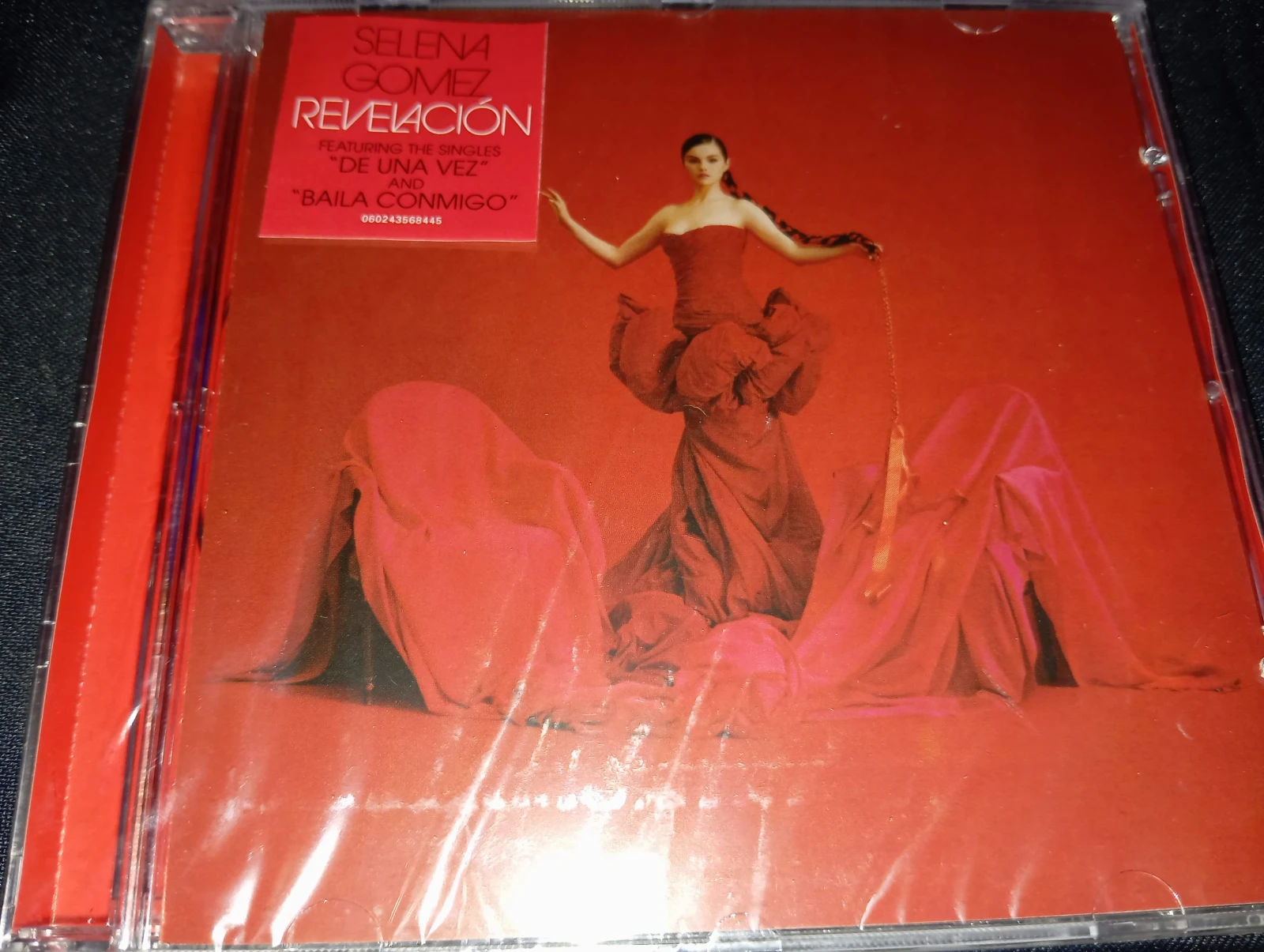 Selena Gomez - Revelacion (ARGENTINA)