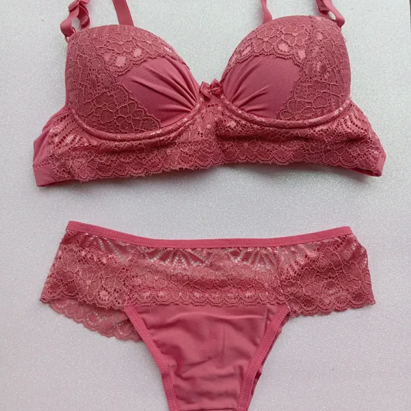 Conjunto de lingerie com bojo
