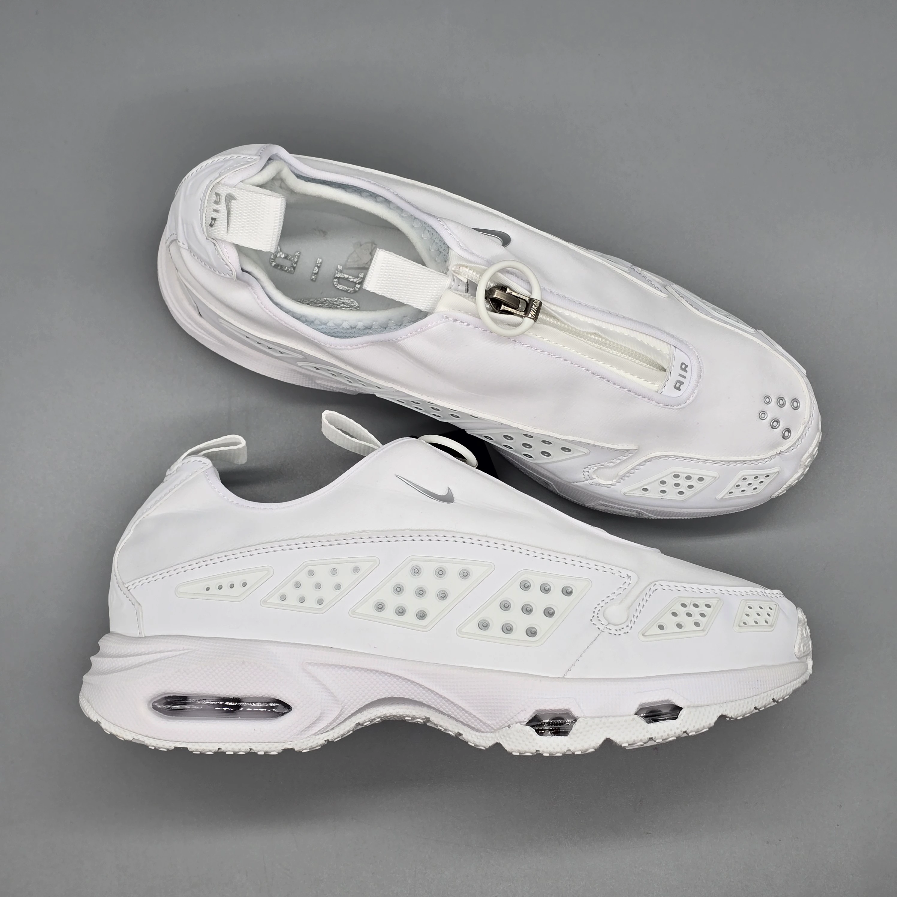 NIKE AIR MAX SNDR (1.1) 6