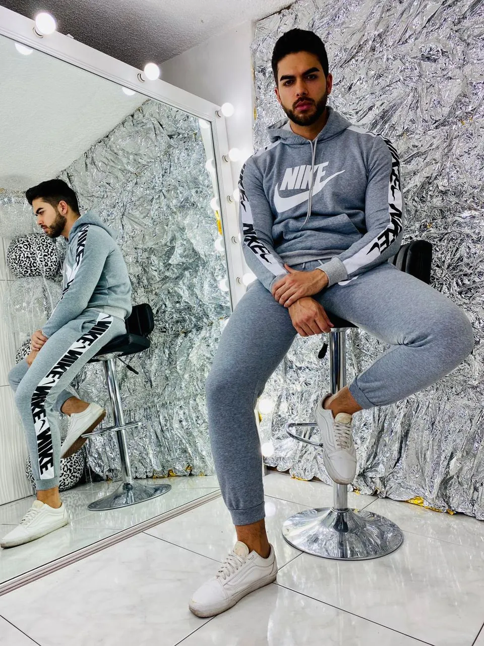 Deportivo NIKE de caballero  3