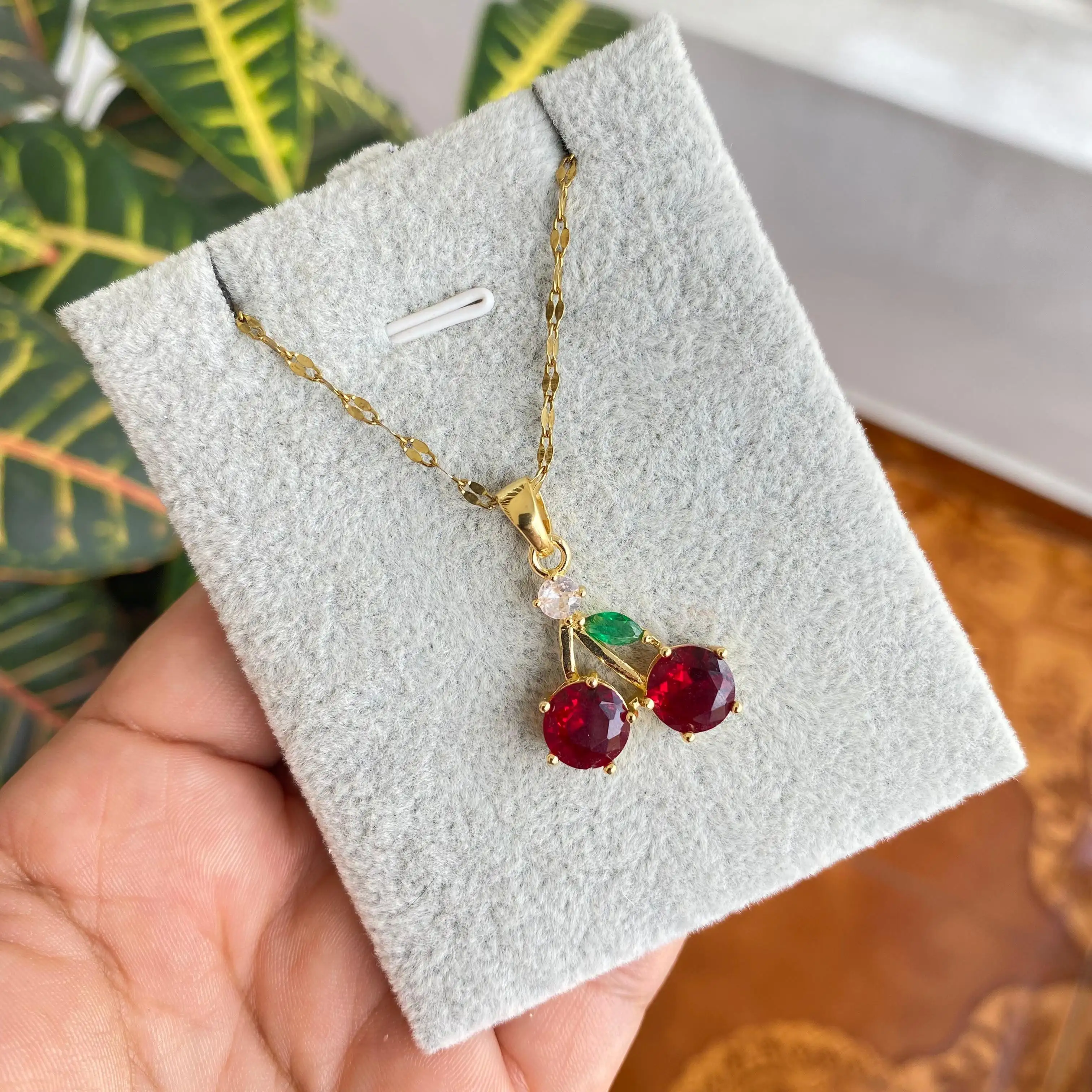 Cadena Y Dije En Acero Con Piedra Circon De Cereza Grande Roja 3