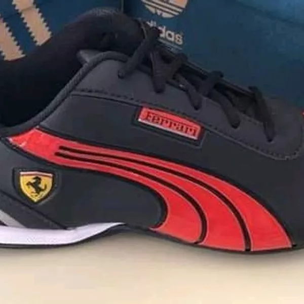 Puma Ferrari 2