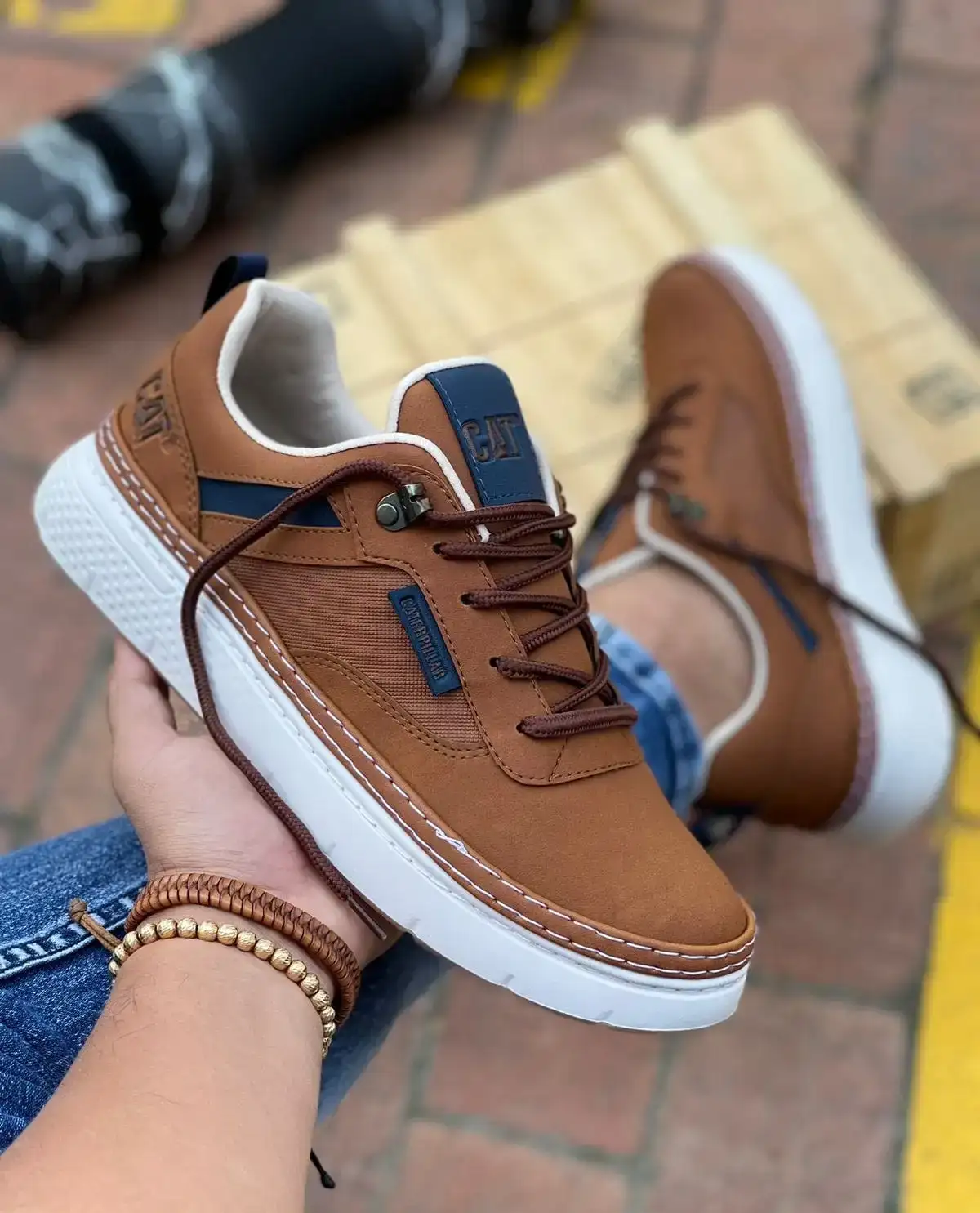 Tenis C010 3 Lineas