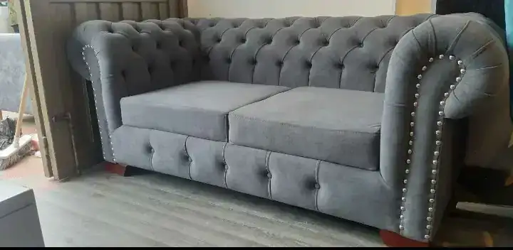 Sofa Chesterfield 2 puestos  2