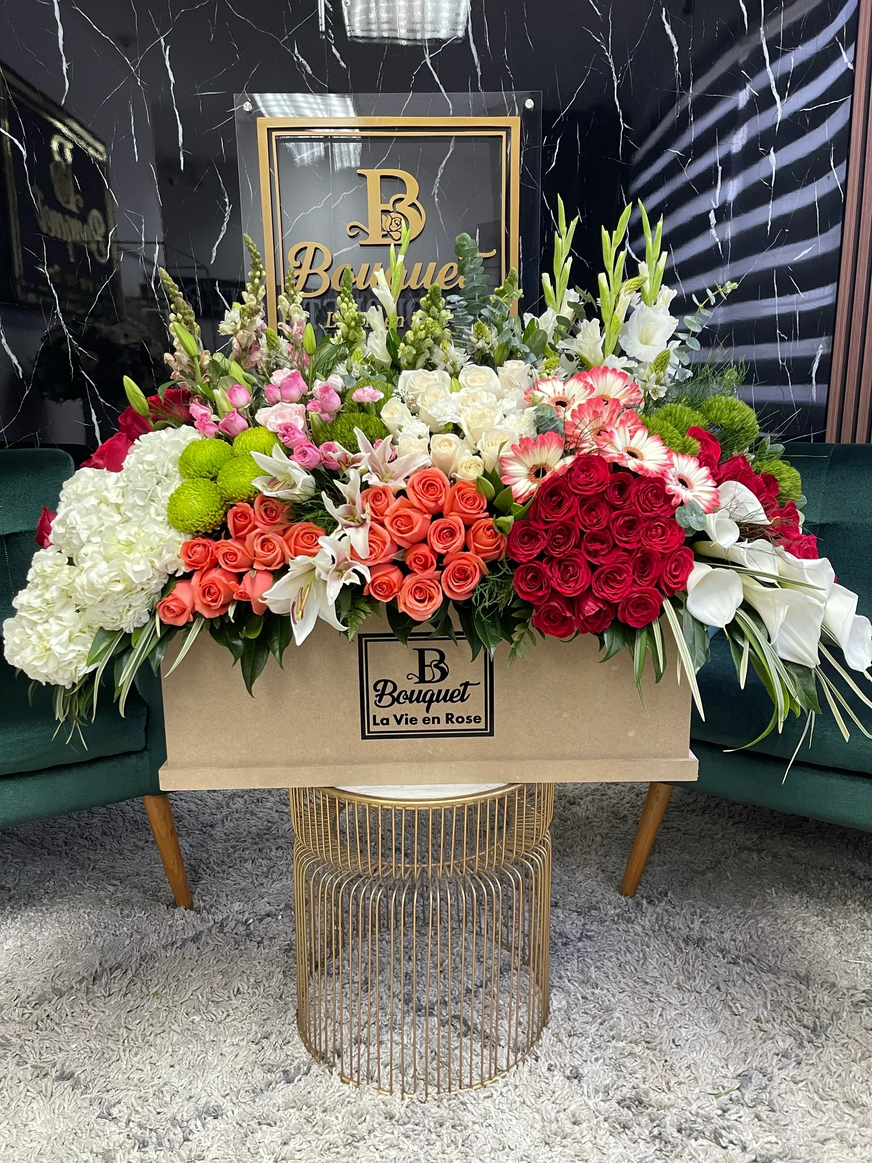 Caja rectangular maxi con jardin de flores  3