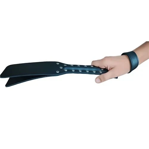 Palmeta Luxury Aplaudidora Con Tachas Eco Cuero Negro 2