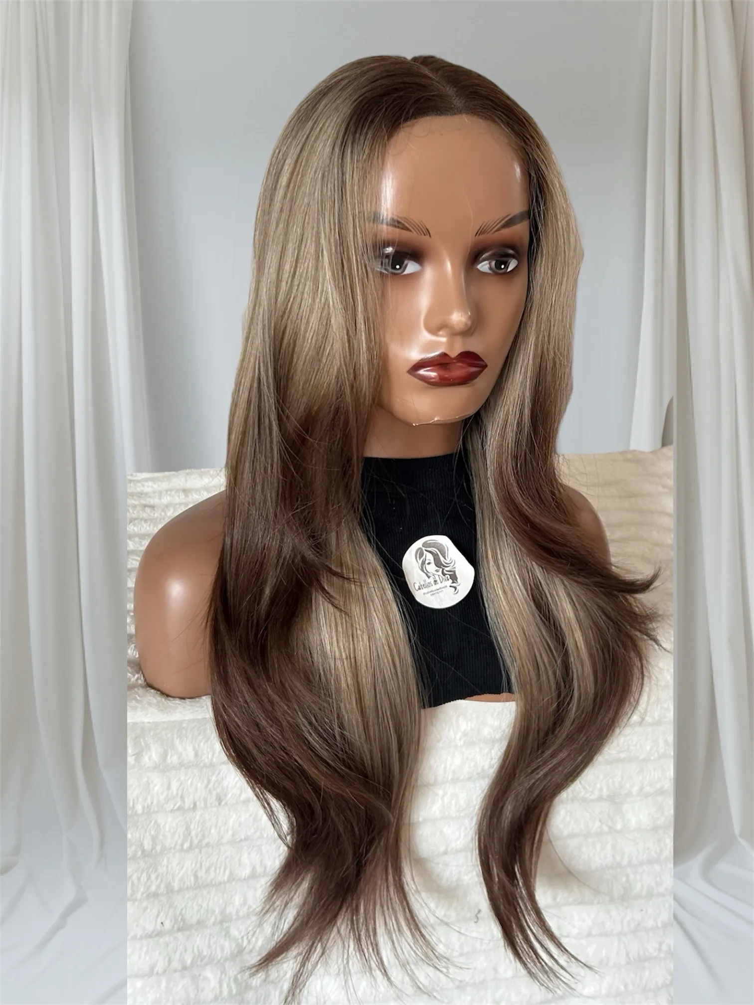 Peluca Semi de 26” frontla 13x1 ajustable  2