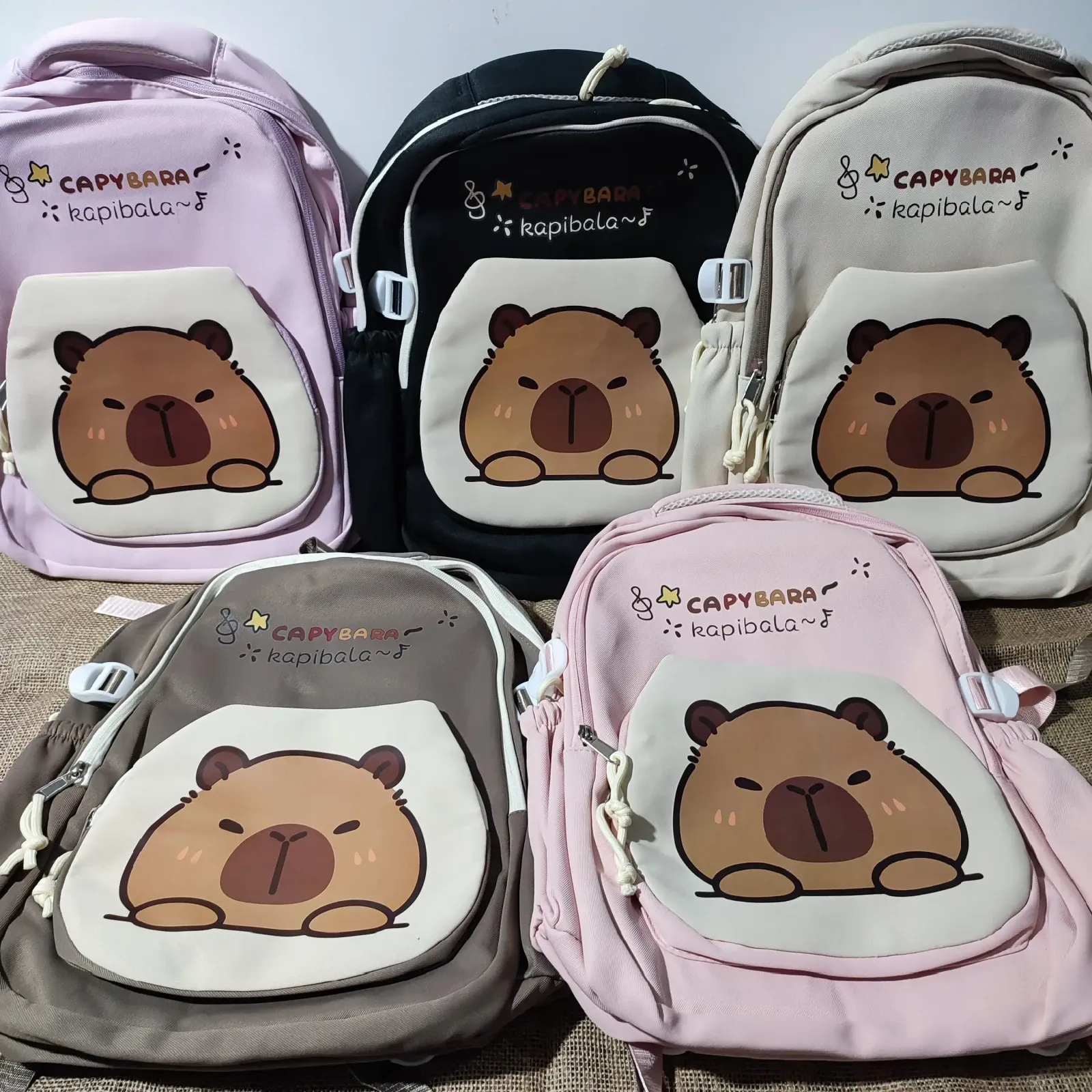 Mochilas Capibara ❤️ 4