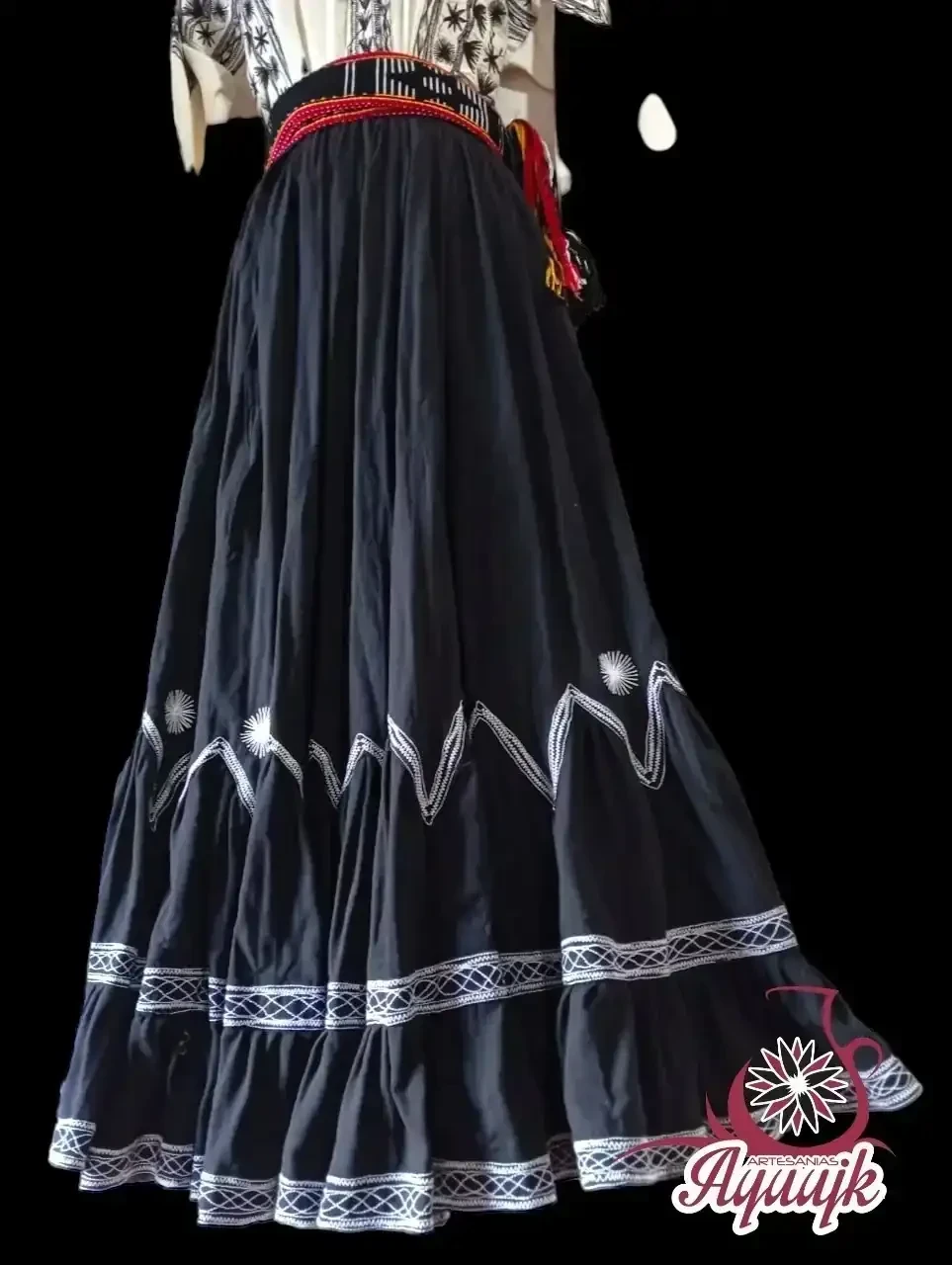 Traje típico de Tlahuitoltepec 6 4