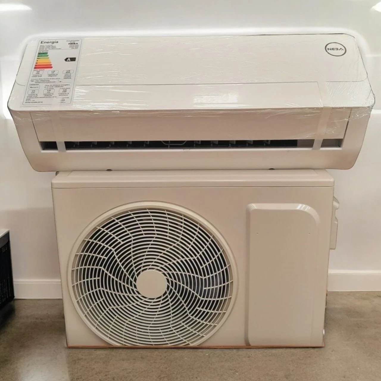 AIRE ACONDICIONADO NEBA 2750W FRIO CALOR