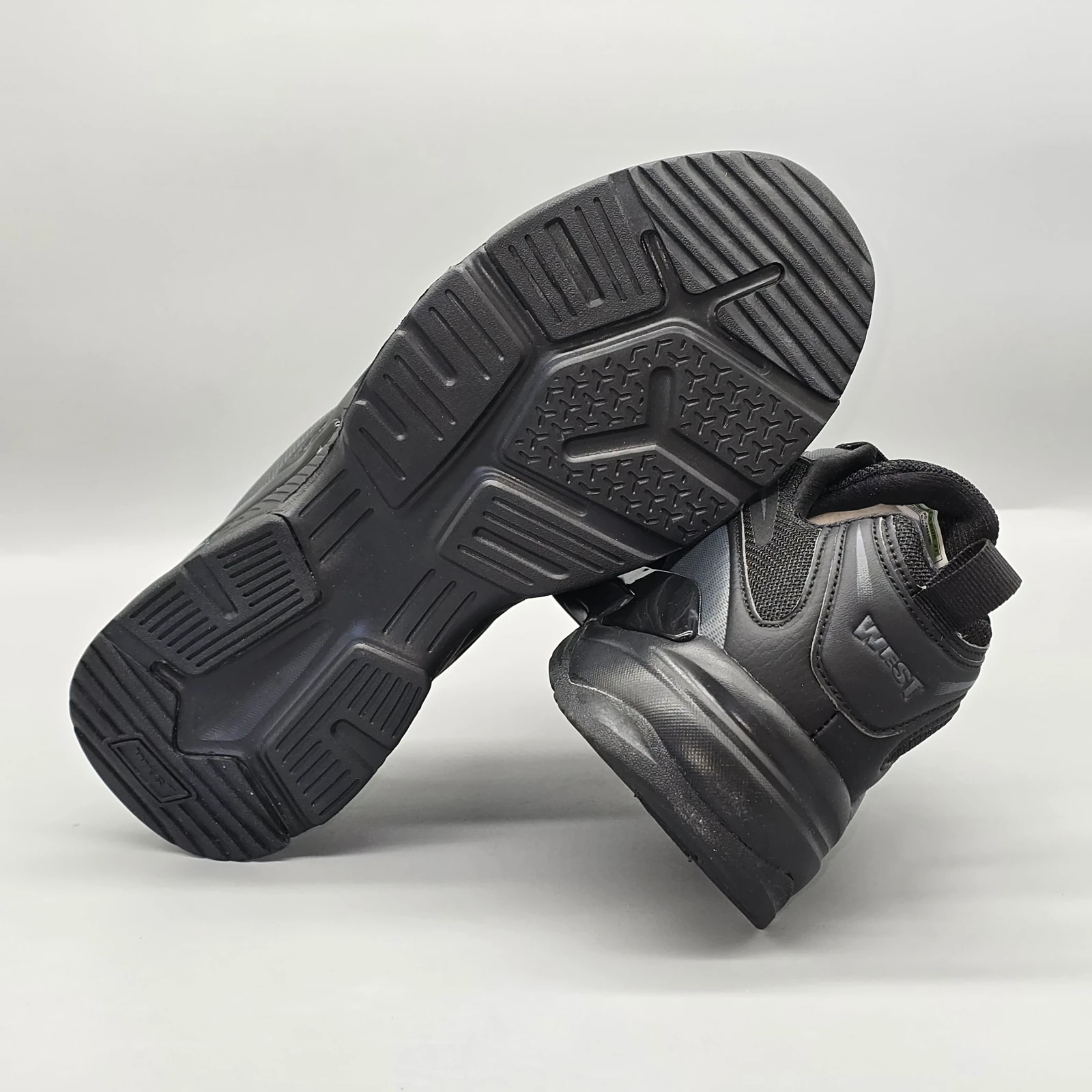 WEST TOTAL BLACK  8