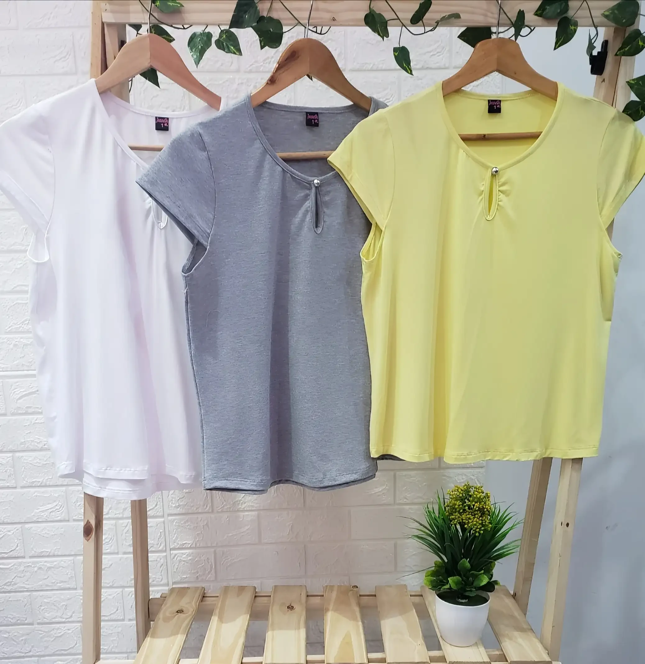 BLUSAS DE MODAL 