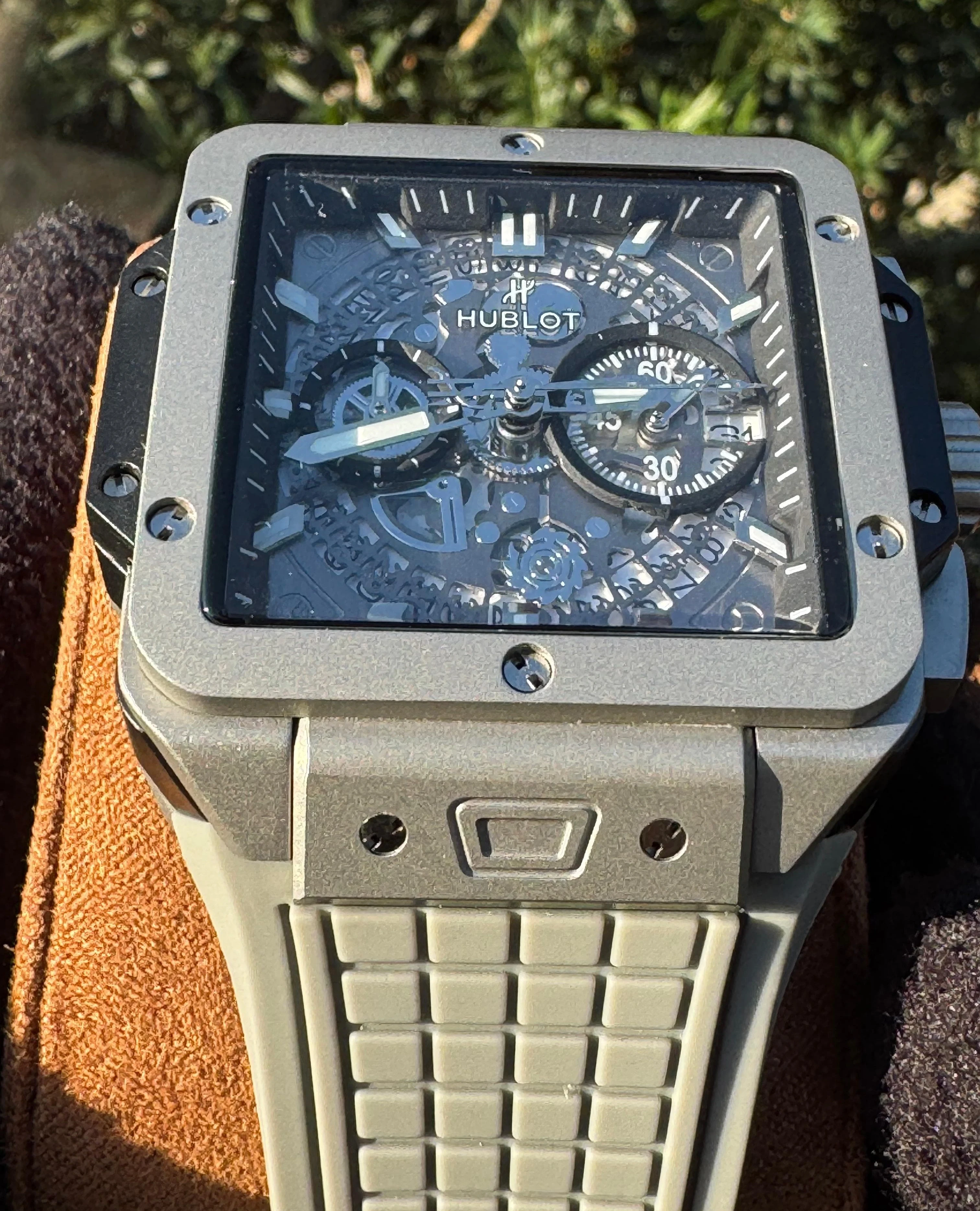 RELÓGIO HUBLOT SQUARE BANG 8