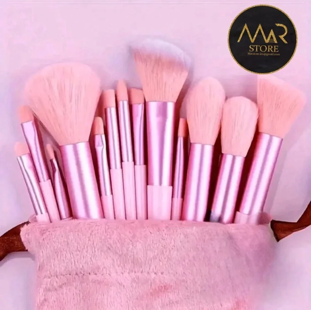 Set de brochas rosas de 13 piezas 