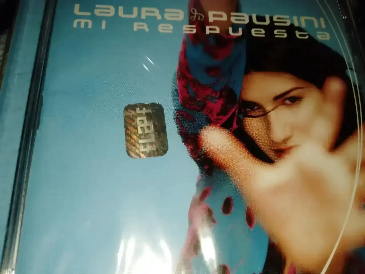 Laura Pausini - Mi Respuesta (CHILE)