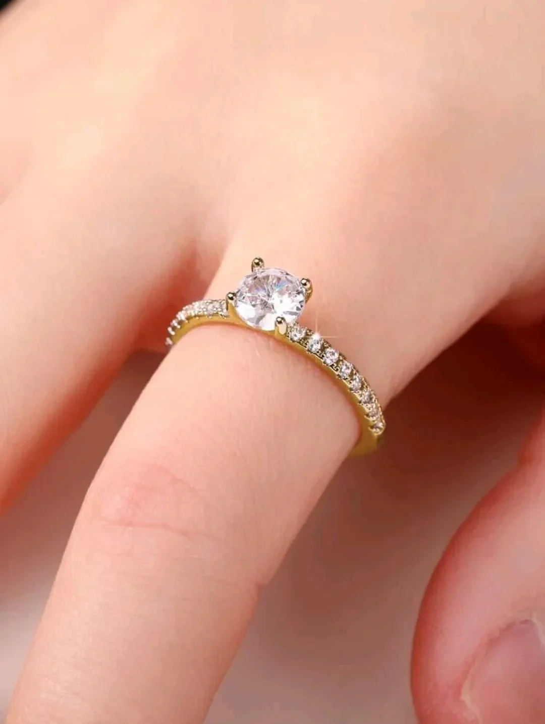 Elegante anillo en fantasía fina  3