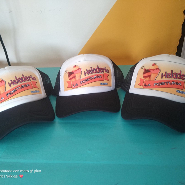 Gorras personalizadas 4
