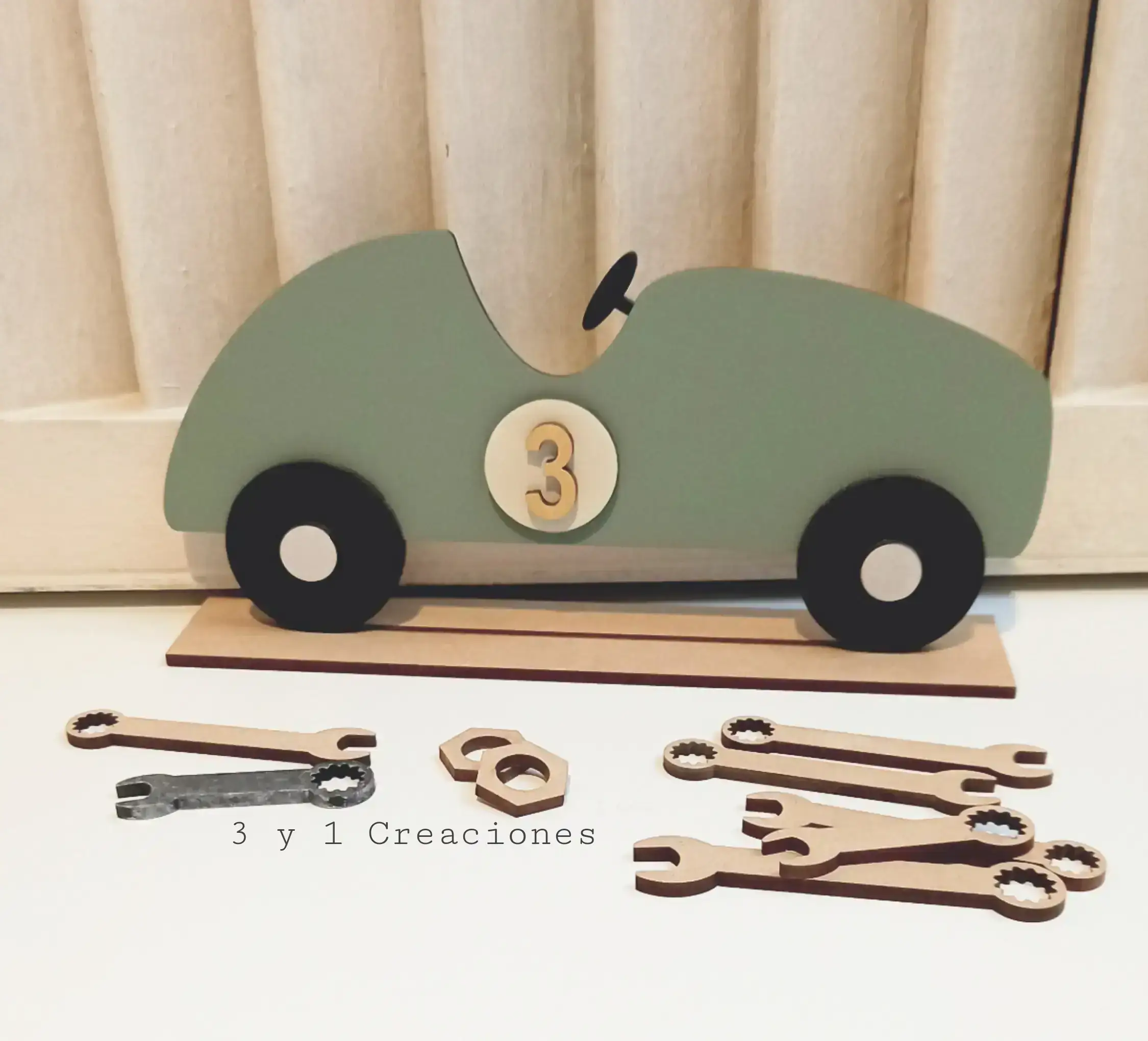 AUTO VINTAGE CON BASE