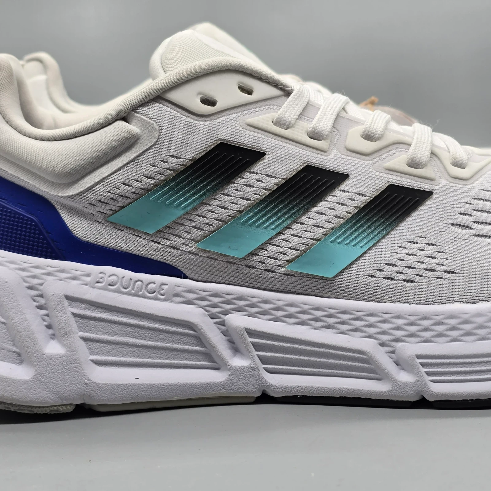 ADIDAS QUESTAR 7