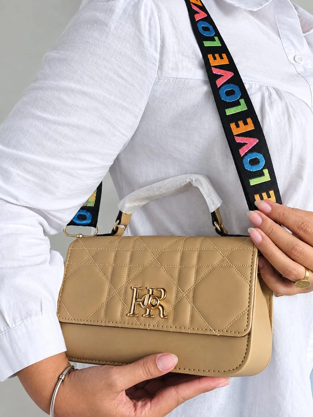 Bolso Manos Libres Beige HR 2