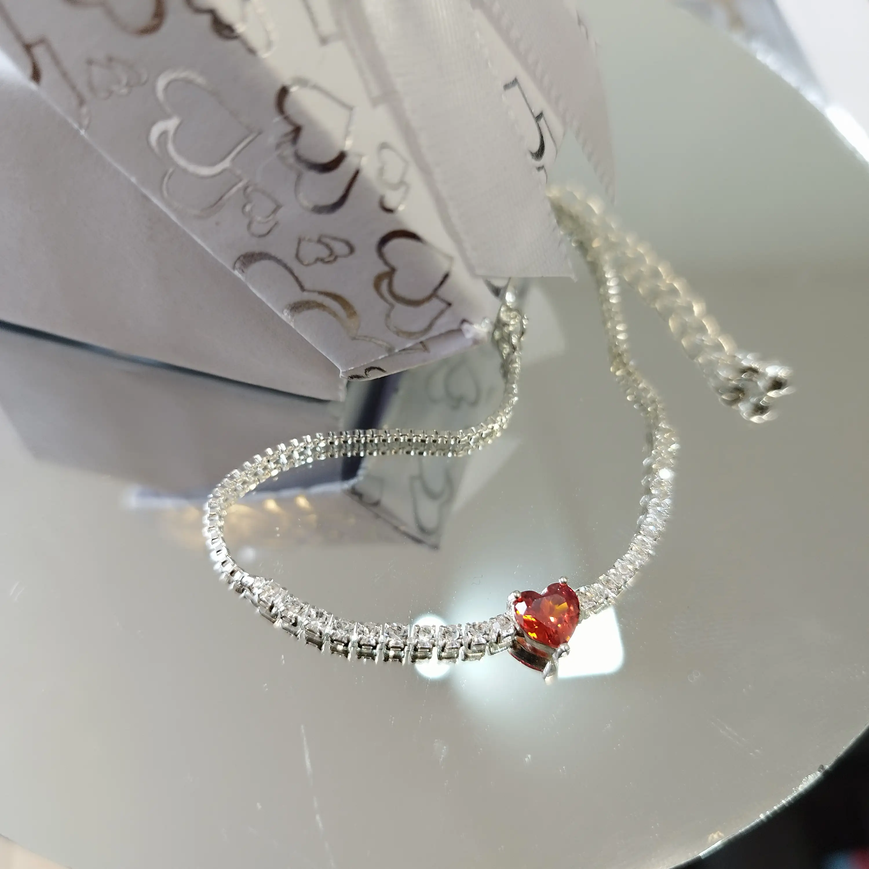 Pulsera Citrino con piedra roja