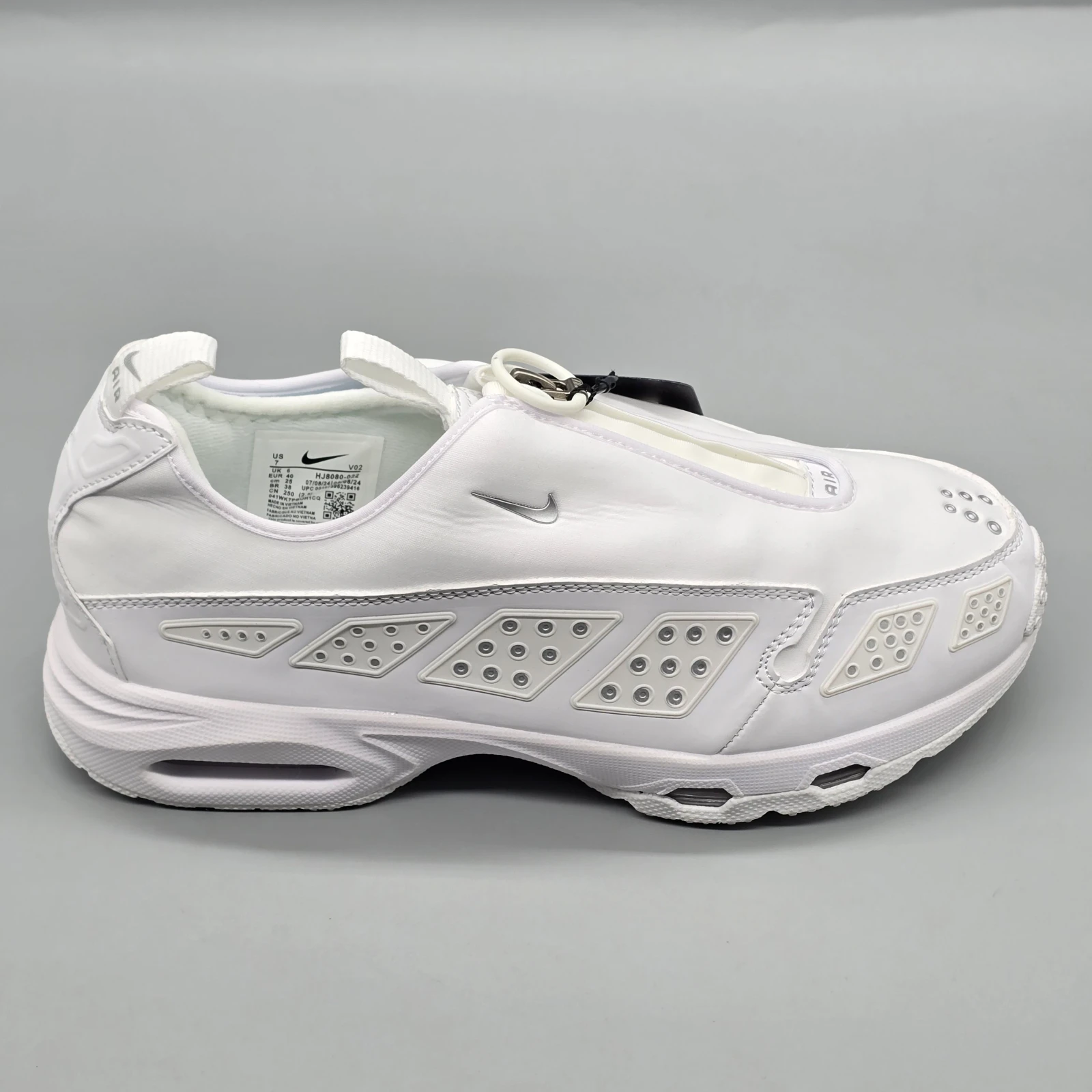 NIKE AIR MAX SNDR (1.1) 3