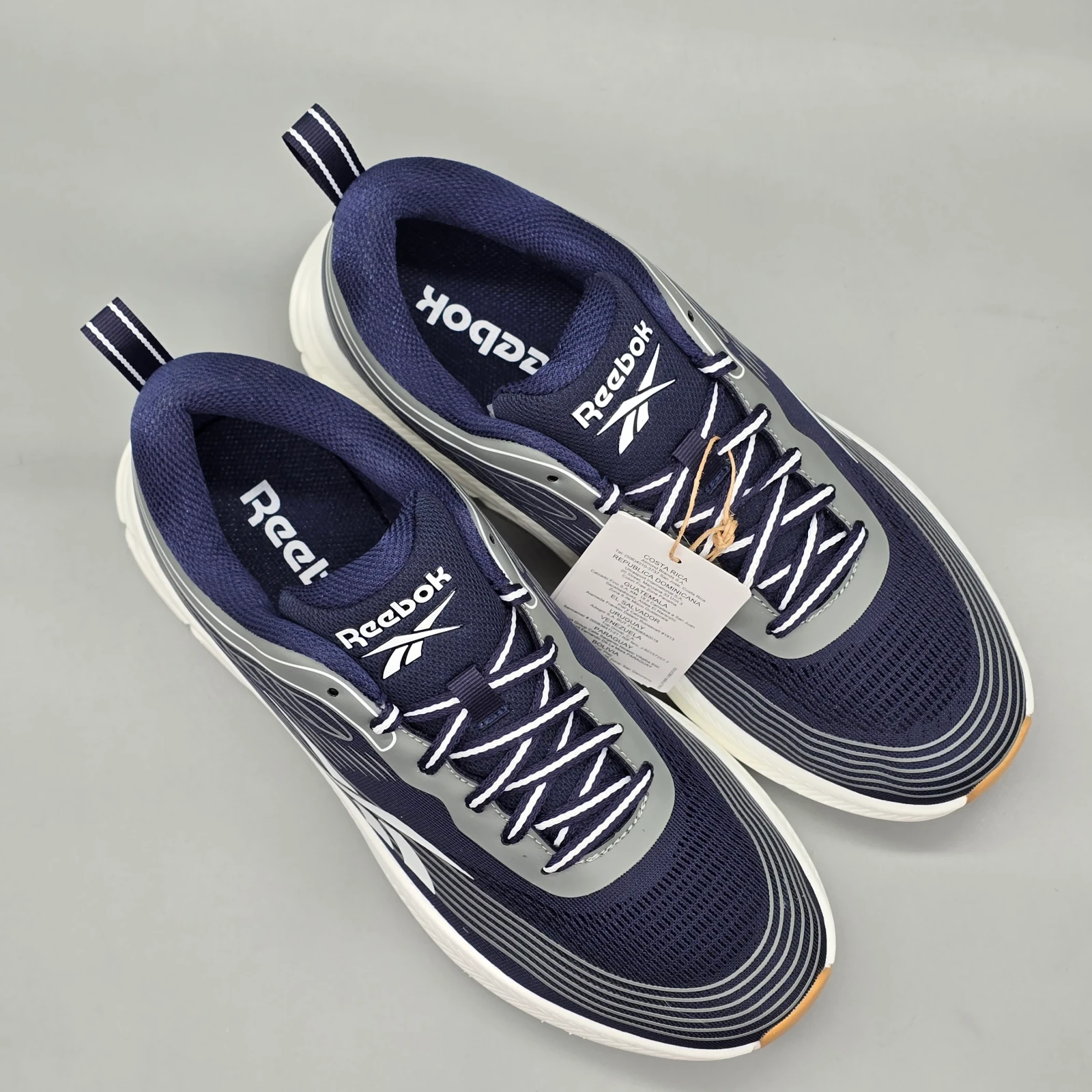 REEBOK ROAD STRIDER 8