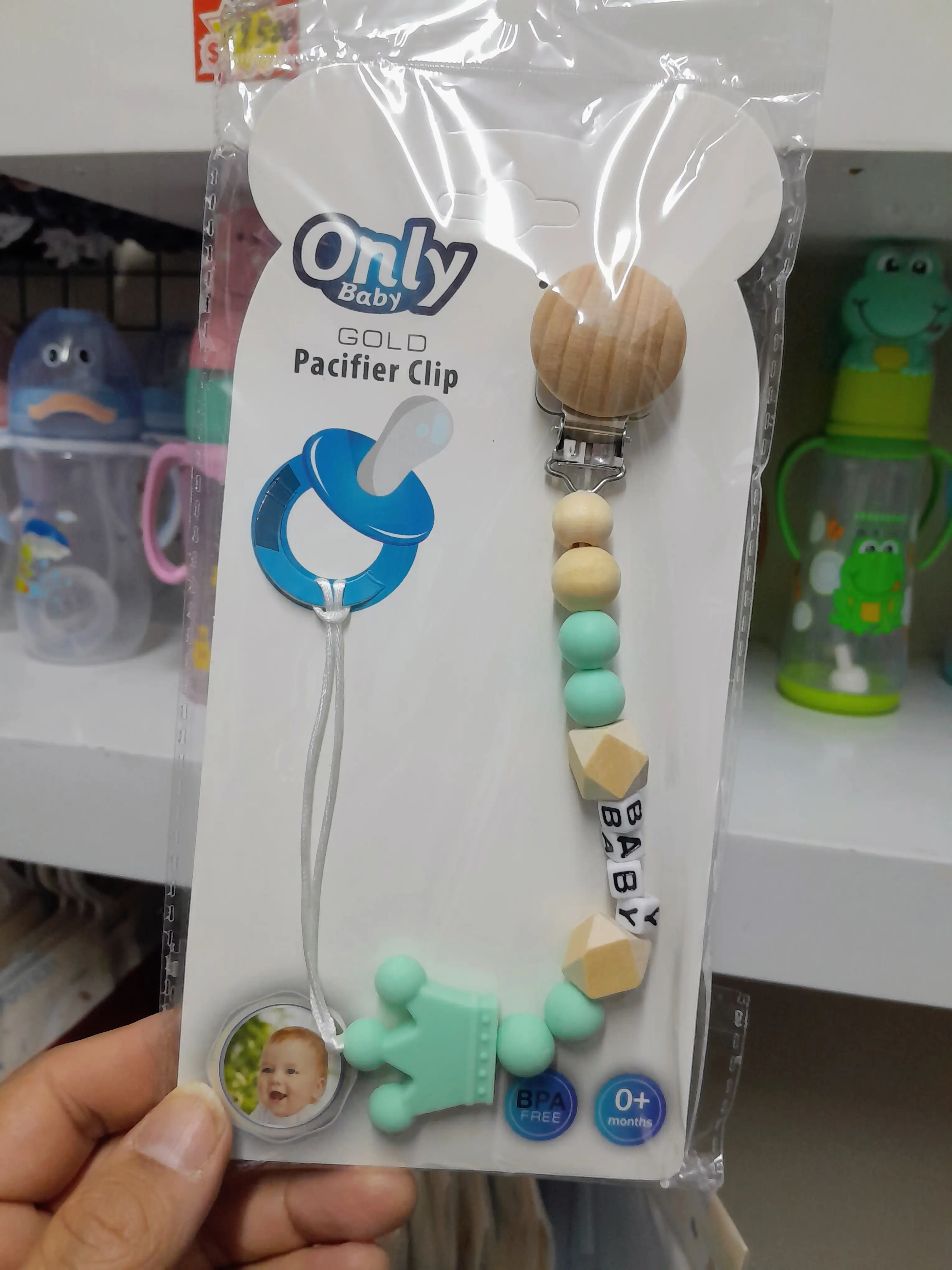Portachupetes de silicona y madera 2