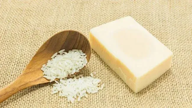 Jabón de Arroz y Concha de Nácar