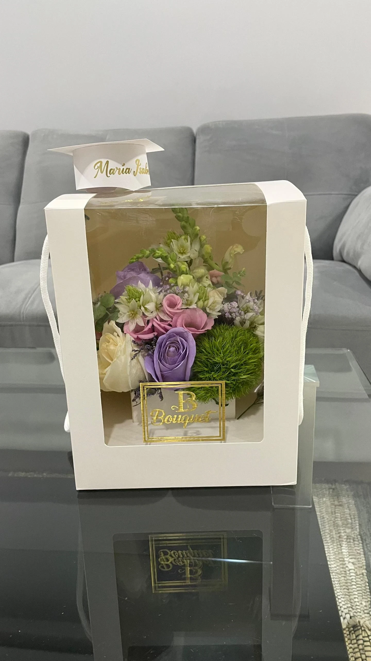 caja con visor de acetato