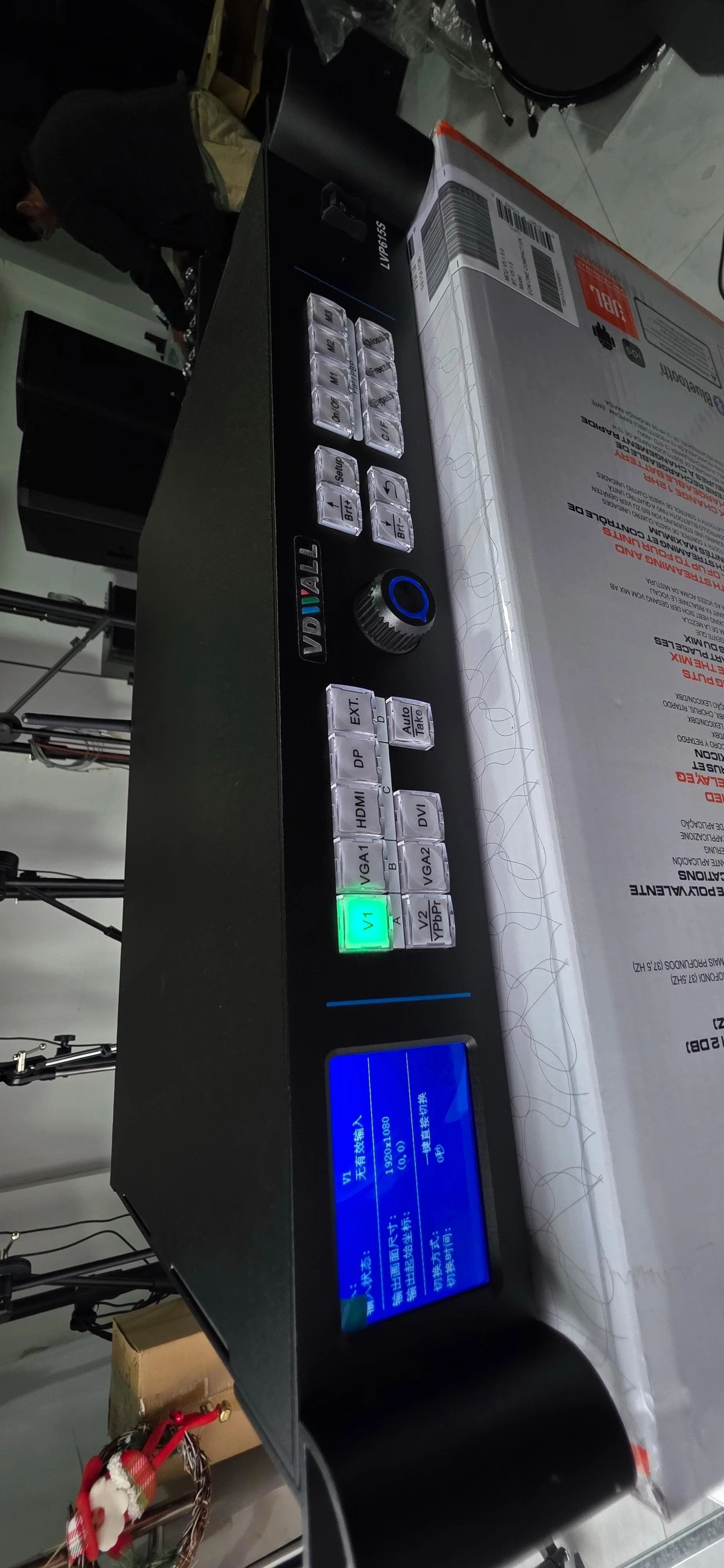 -PROCESADOR DE VIDEO LBP-615S con doble salida de video para  4