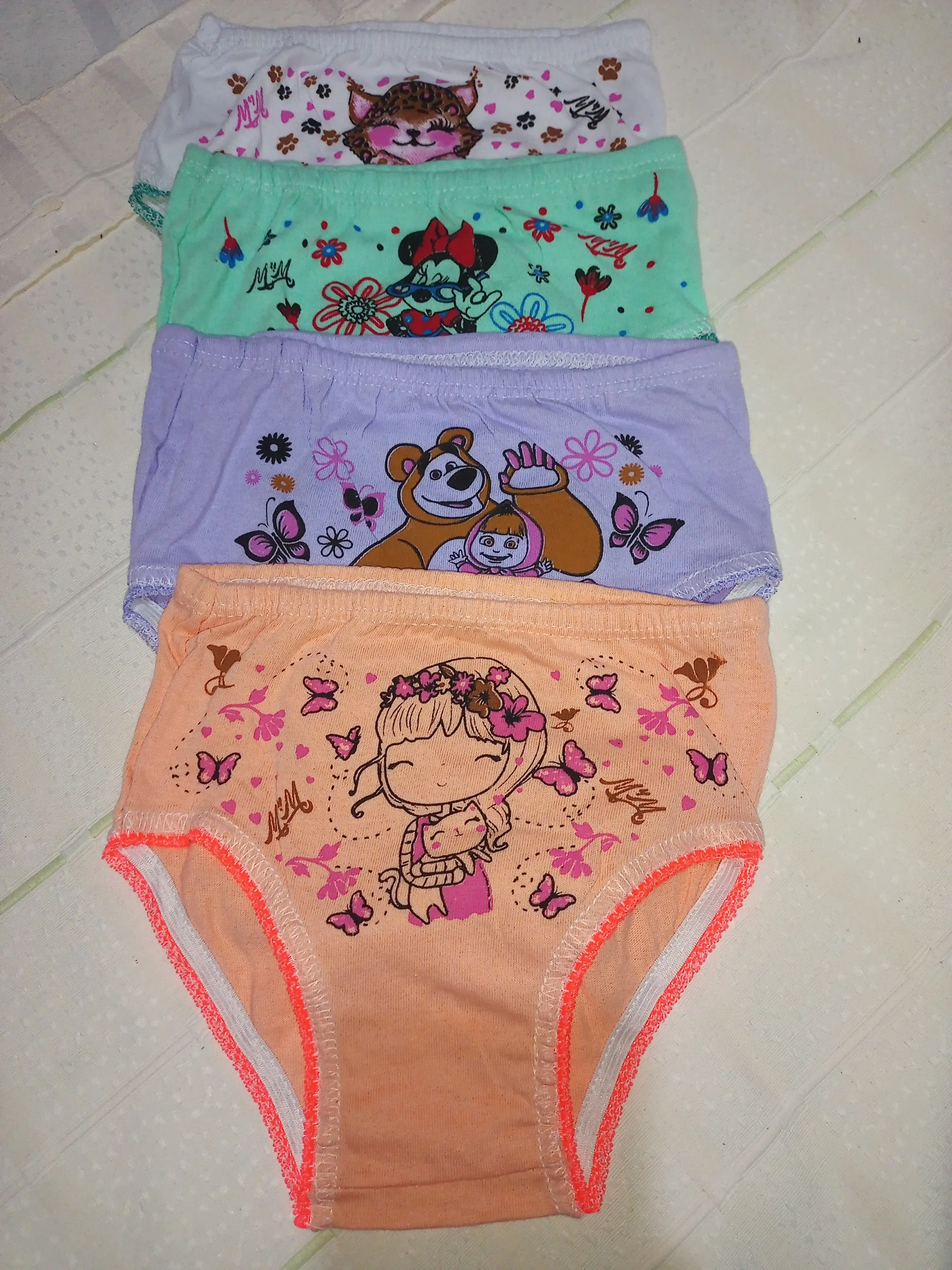 Ropa interior para niña y niño