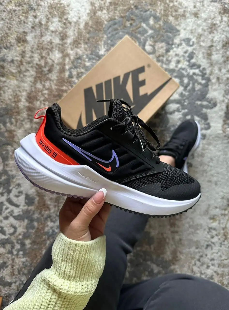 NIKE WINFLO 2