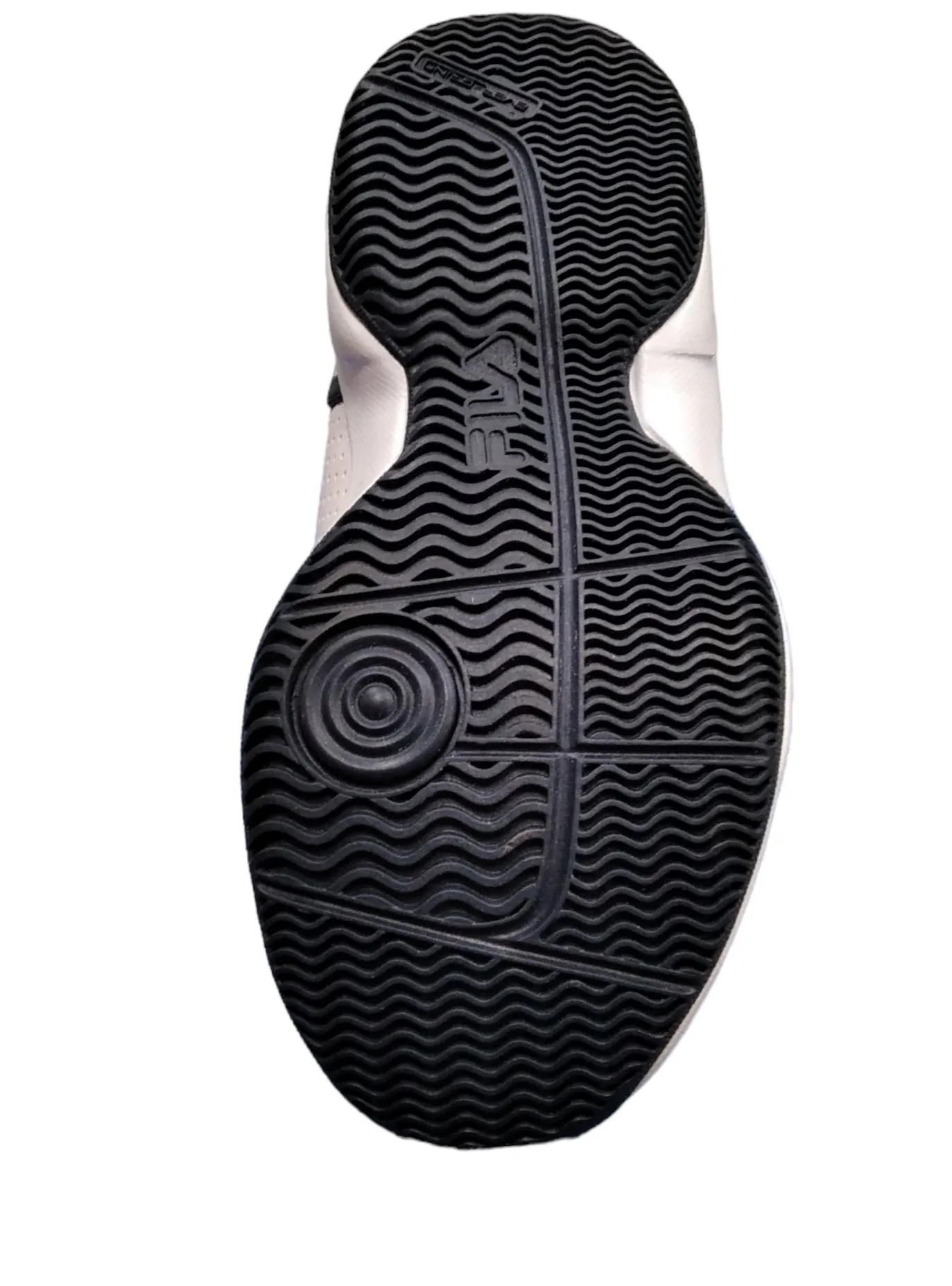 FILA CUERO  3