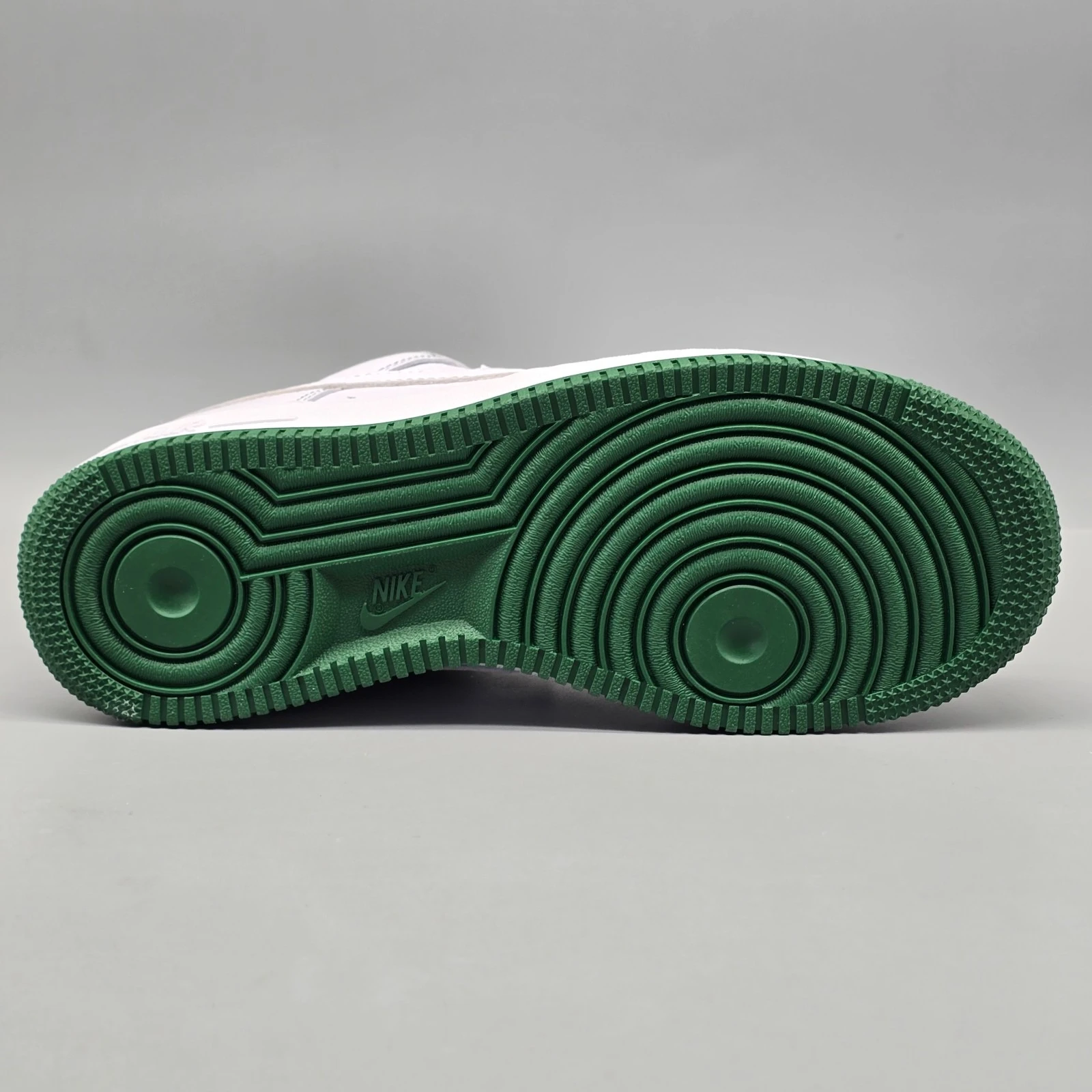 NIKE AIR FORCE 1 '07 LOW MINI JEWEL WHITE GORGE GREEN 7
