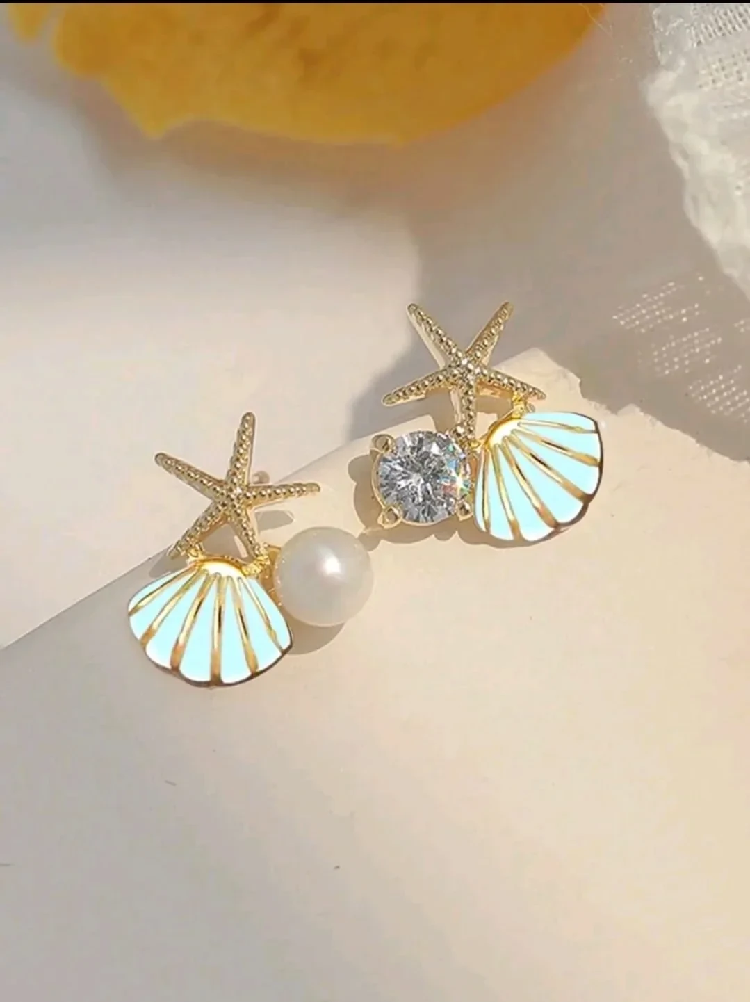 Bellos pendientes en aleación e imitación de perla  2