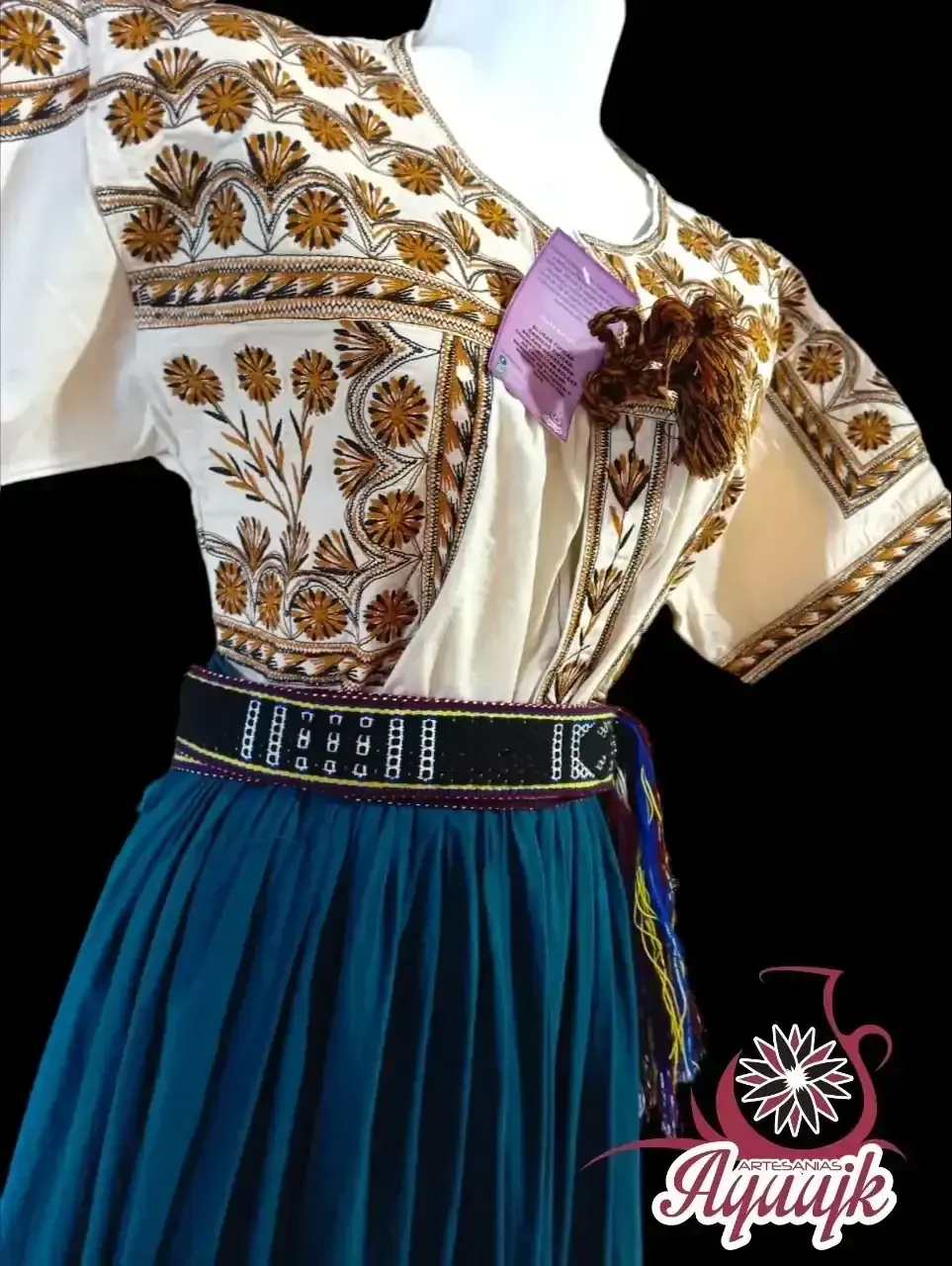 Traje tipico de Tlahuitoltepec 04 3