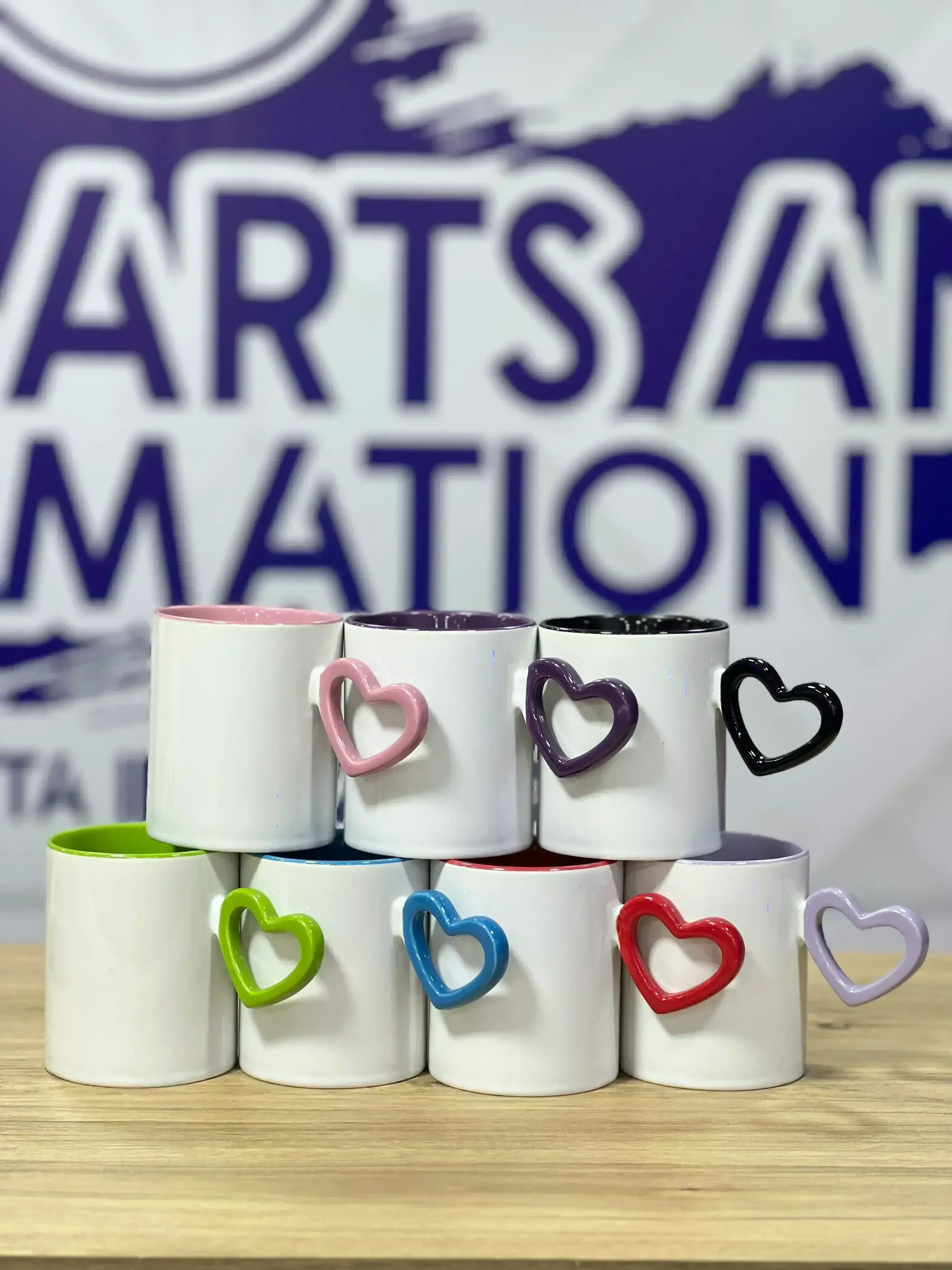 MUG OREJA CORAZON FONDO COLOR 11 ONZ