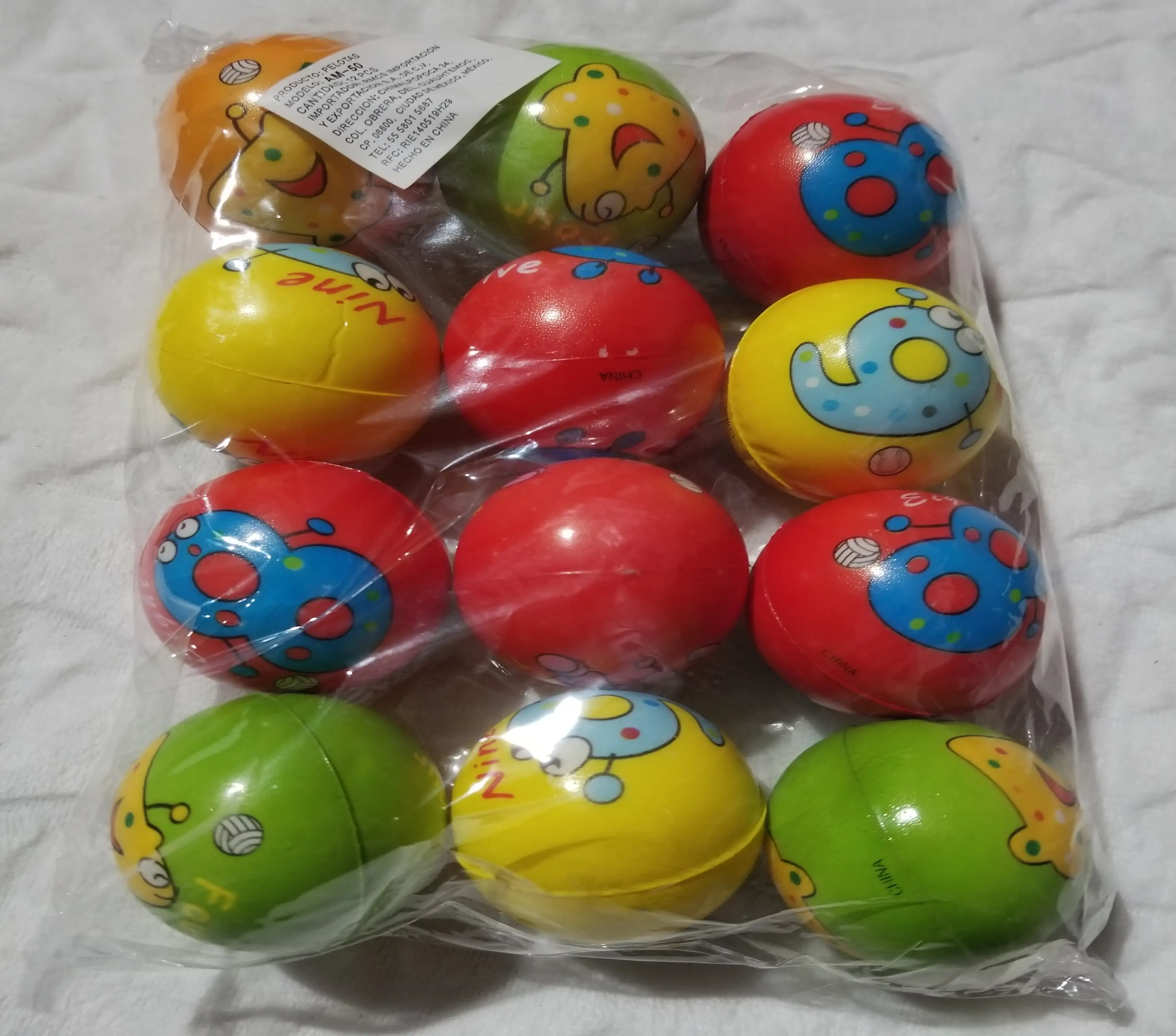 Pelota antiestrés esponja chica