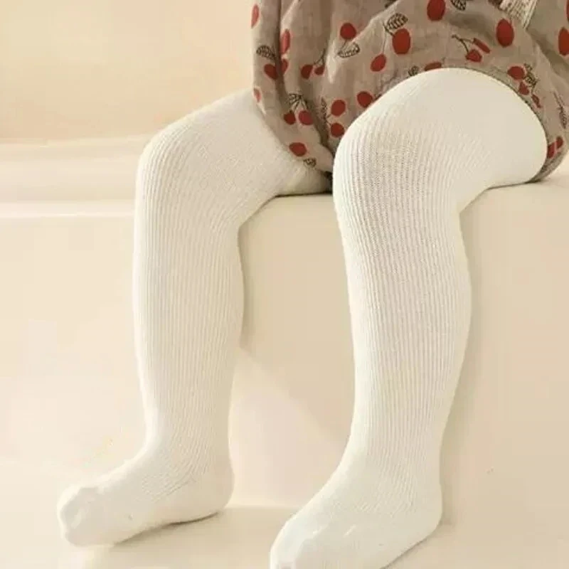 PANTIMEDIAS BLANCAS